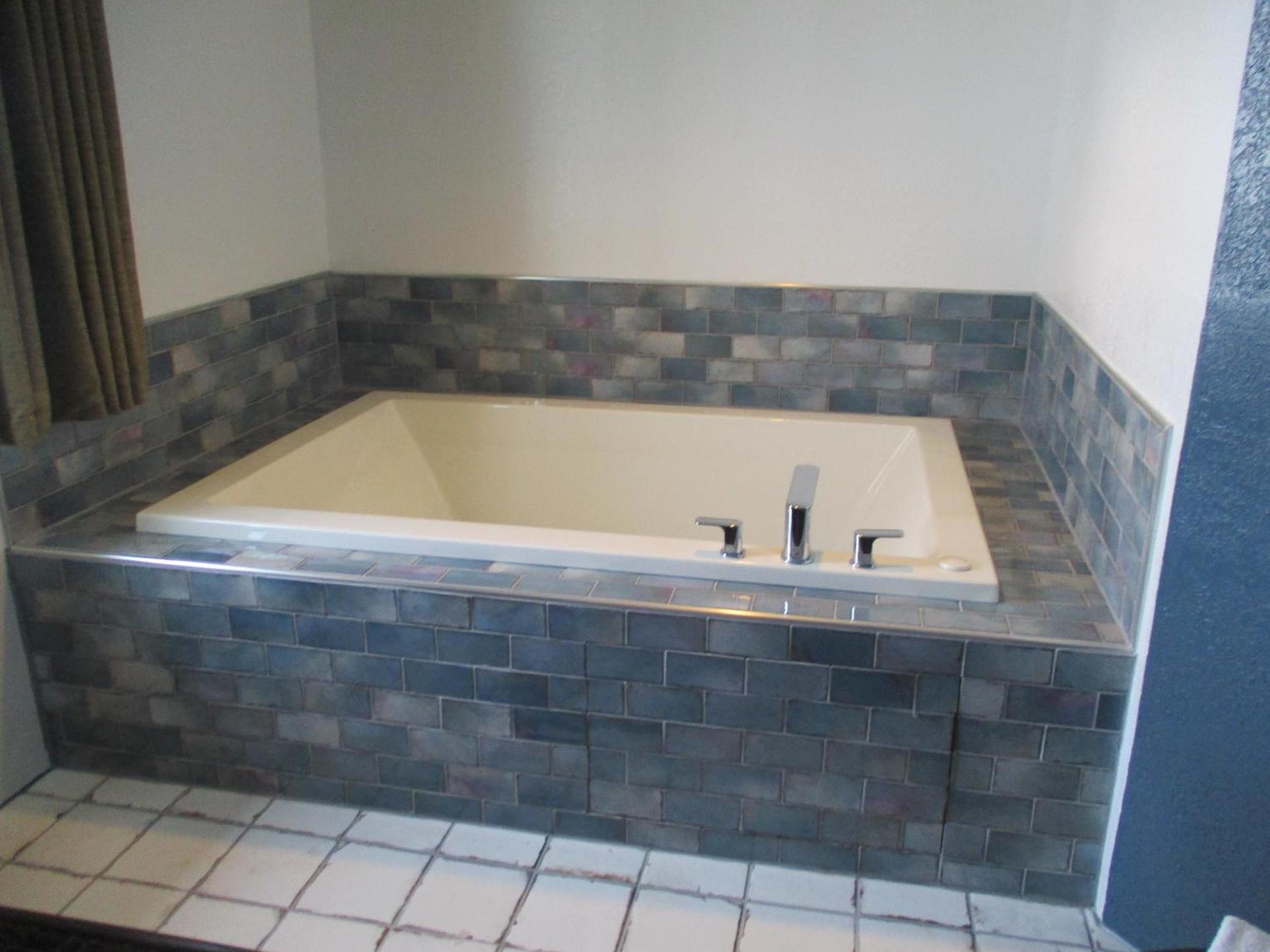 AmericInn by Wyndham Hayward photo 32