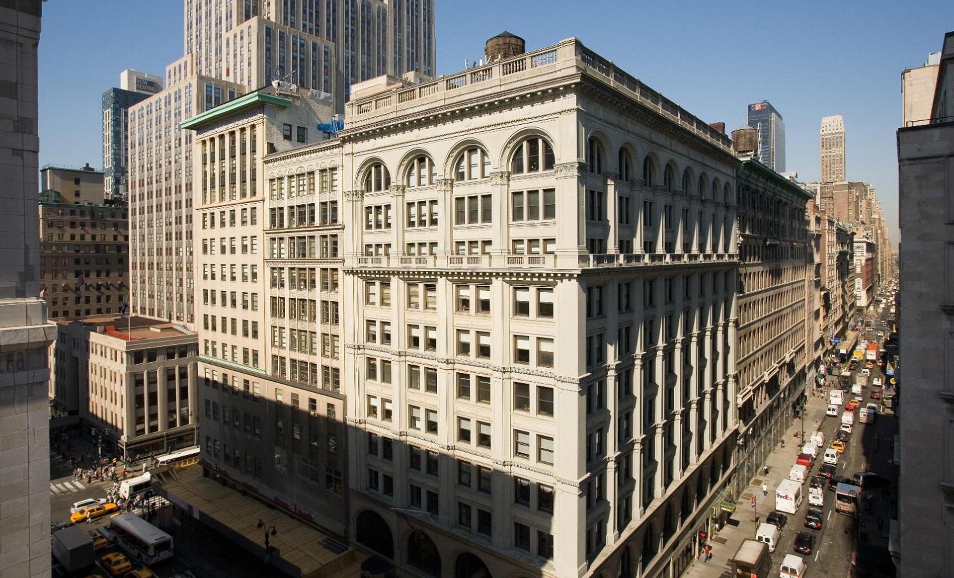 U Hotel Fifth Avenue, Empire State Building photo 14