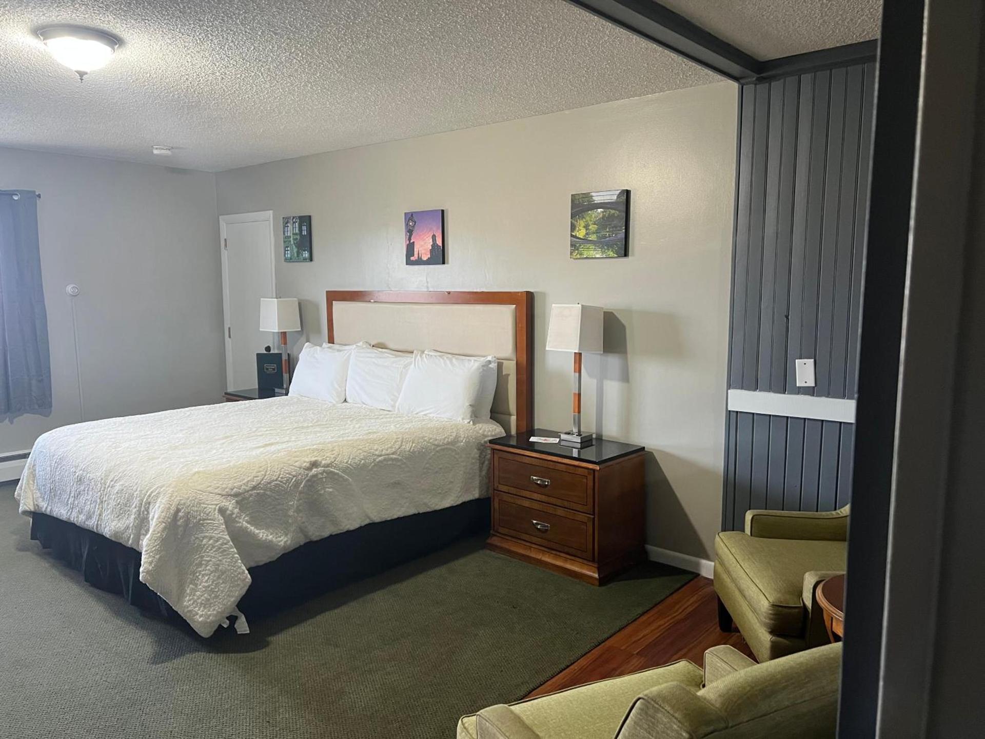 Vacationland Inn & Suites photo 7