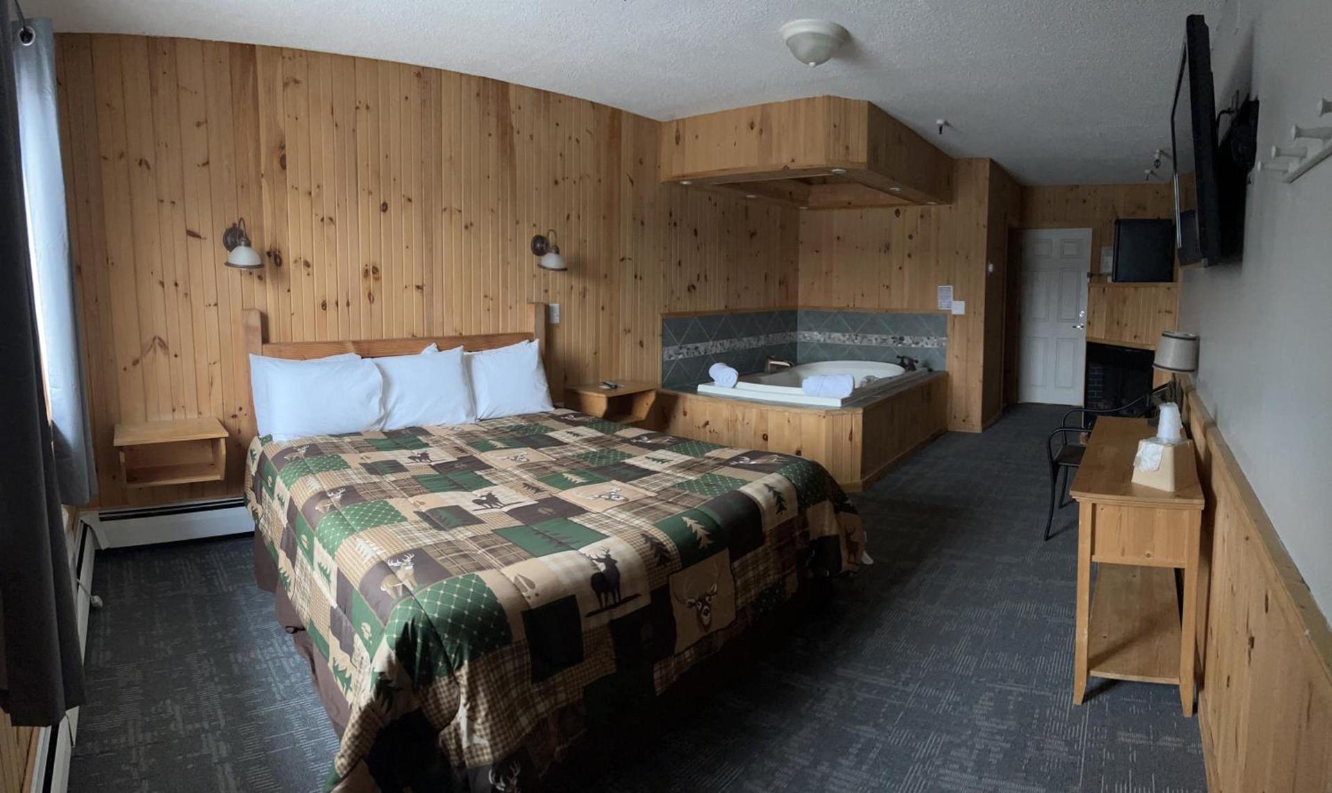 Vacationland Inn & Suites photo 2