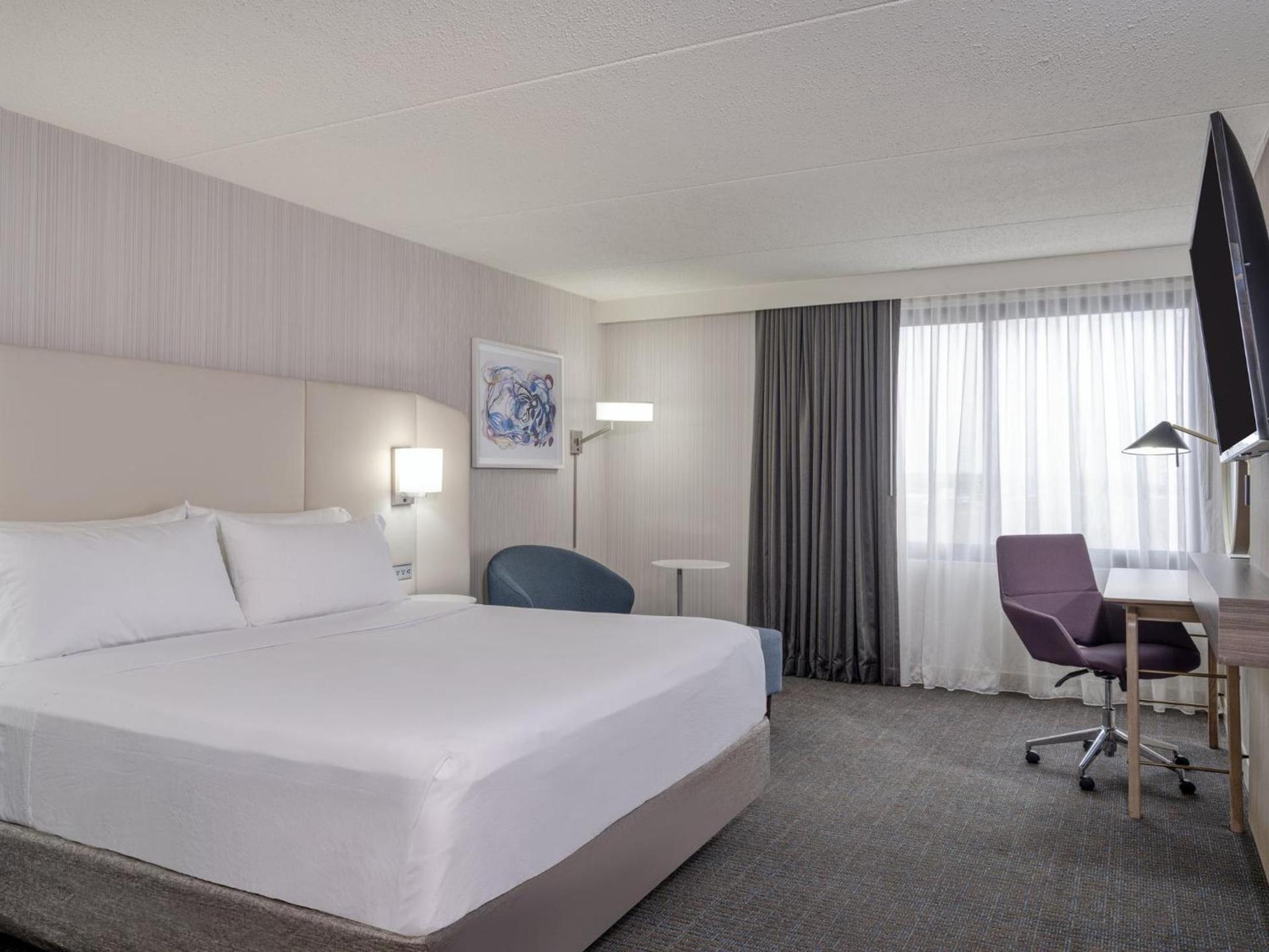 Crowne Plaza Indianapolis-Airport by IHG photo 55