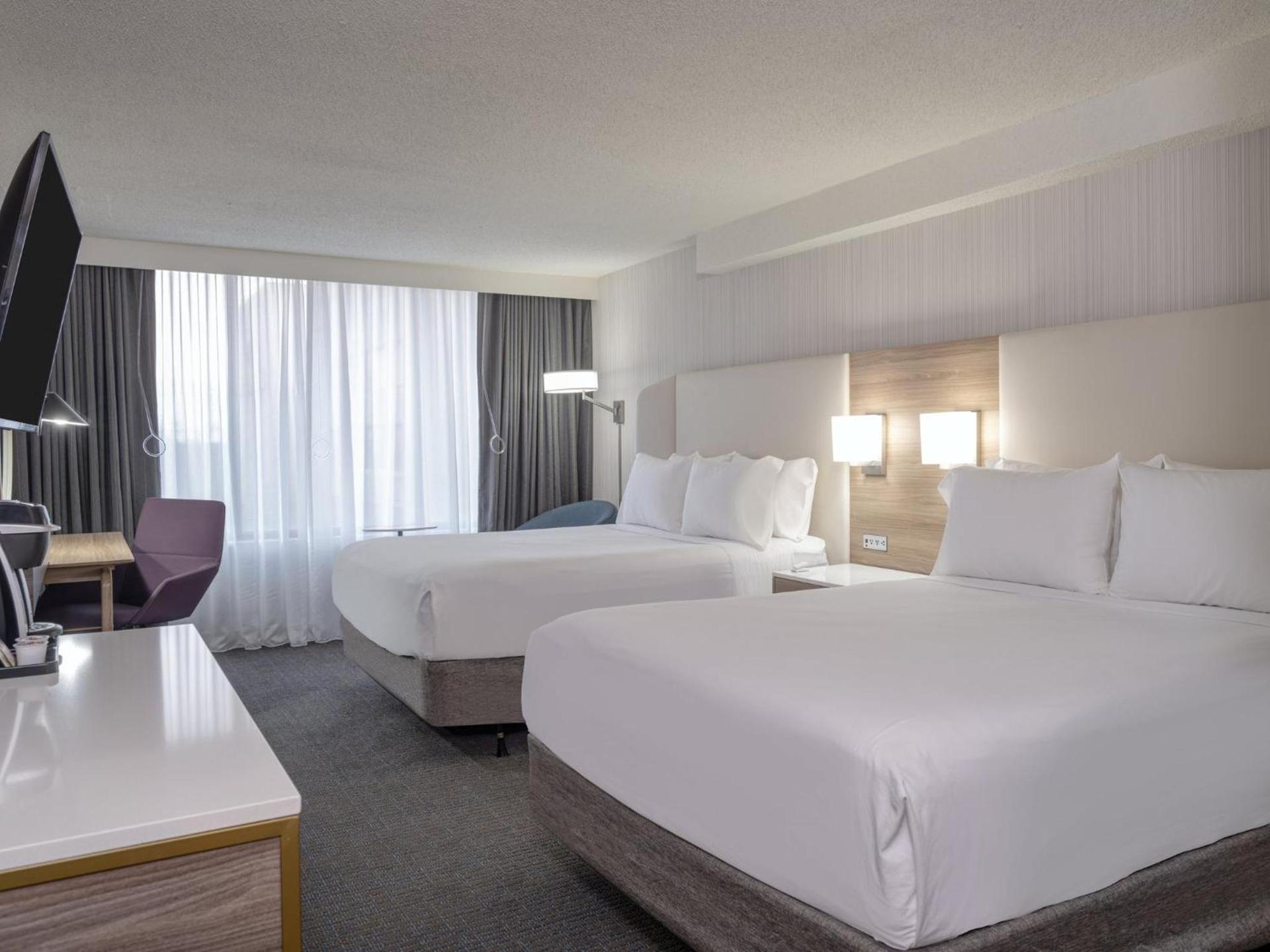 Crowne Plaza Indianapolis-Airport by IHG photo 73