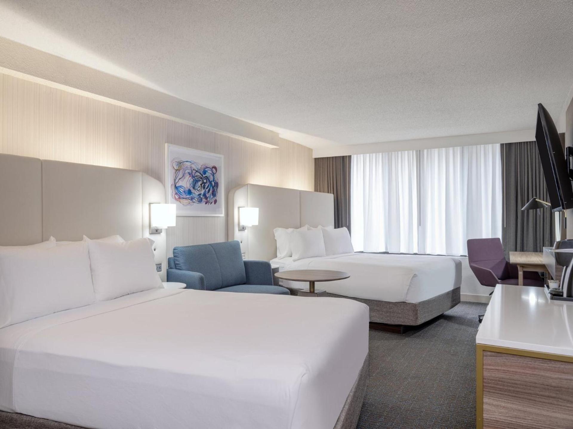 Crowne Plaza Indianapolis-Airport by IHG photo 21