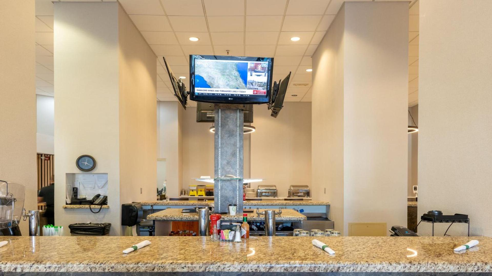 Holiday Inn Phoenix-Mesa Chandler by IHG photo 17