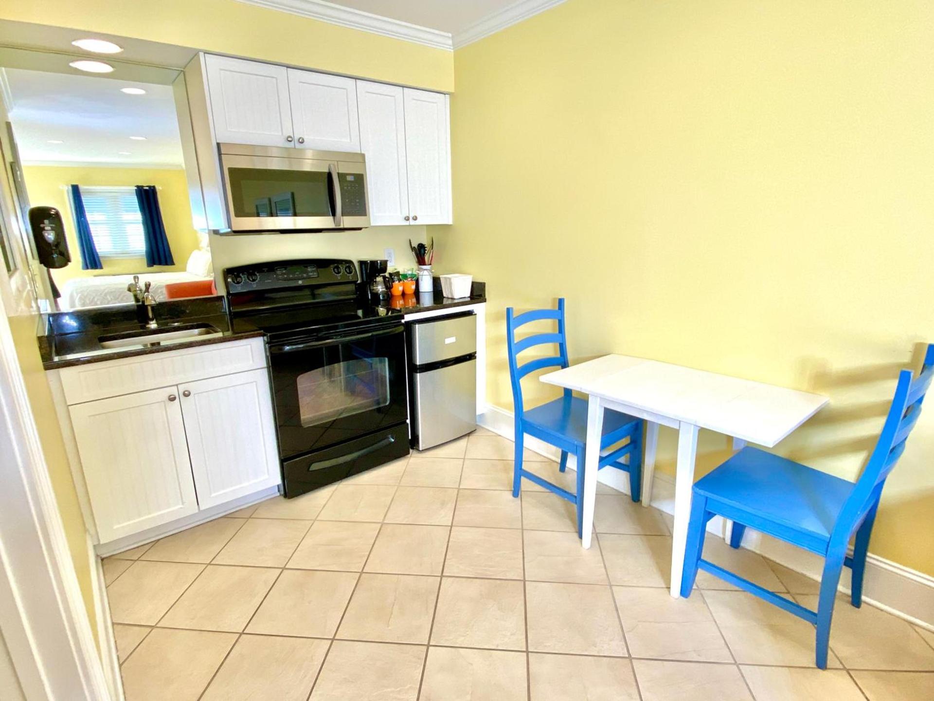 Island Inn of Atlantic Beach photo 8