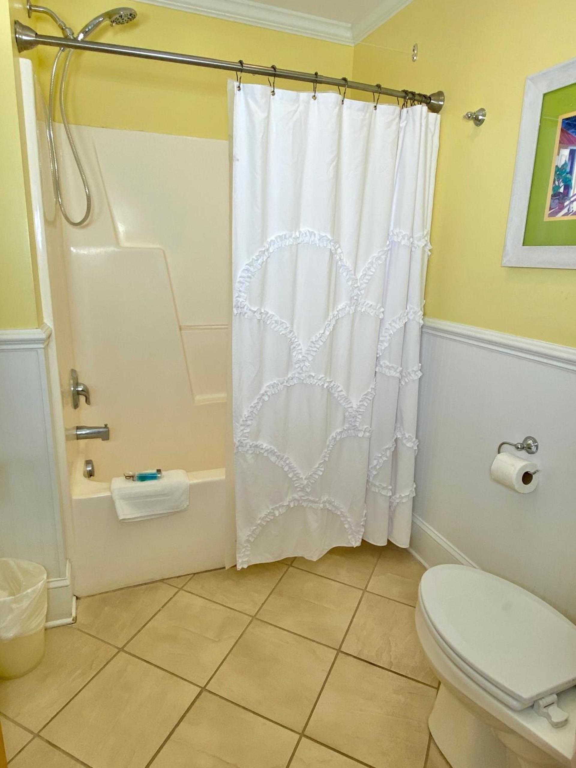 Island Inn of Atlantic Beach photo 25