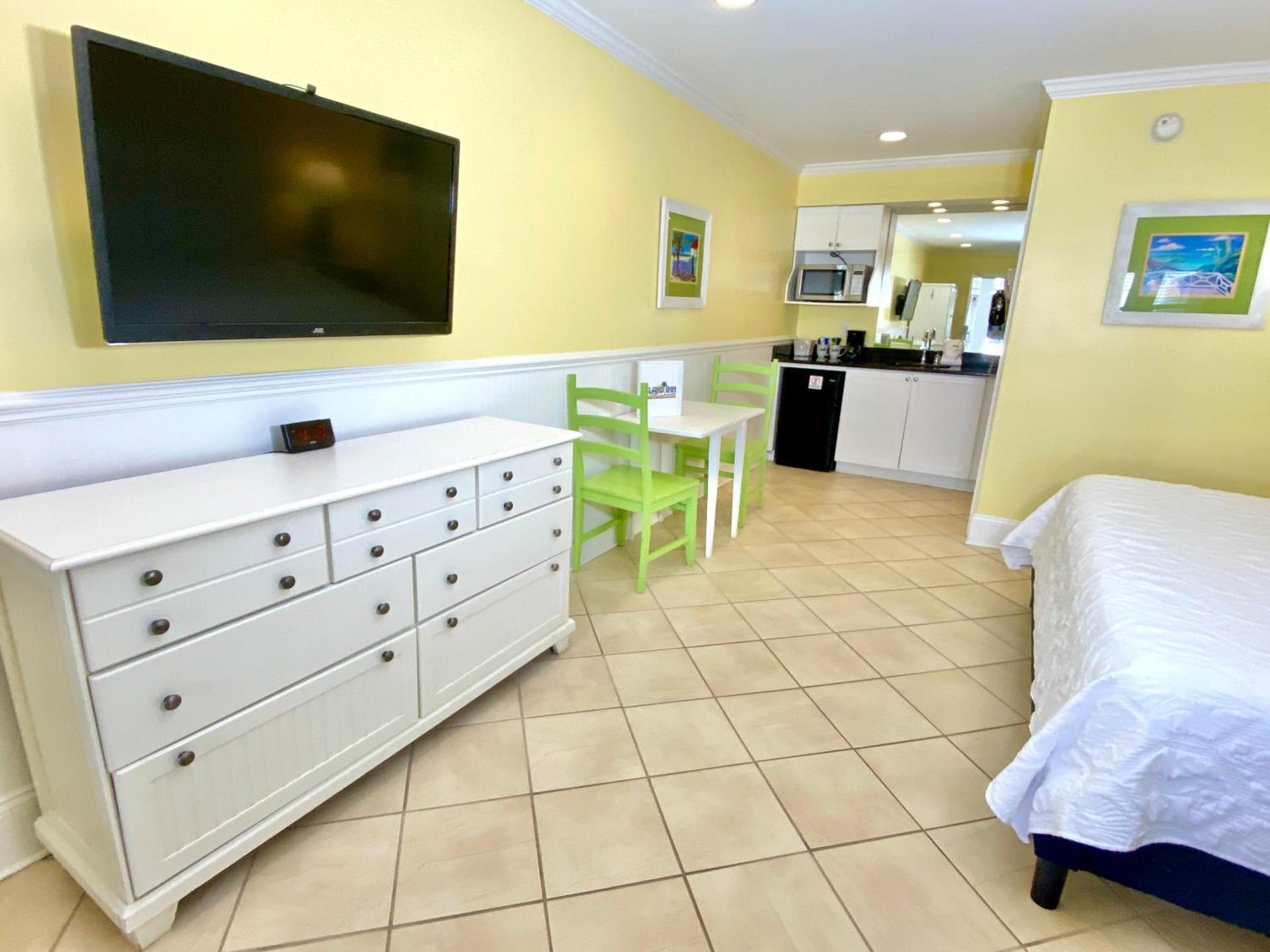 Island Inn of Atlantic Beach photo 41