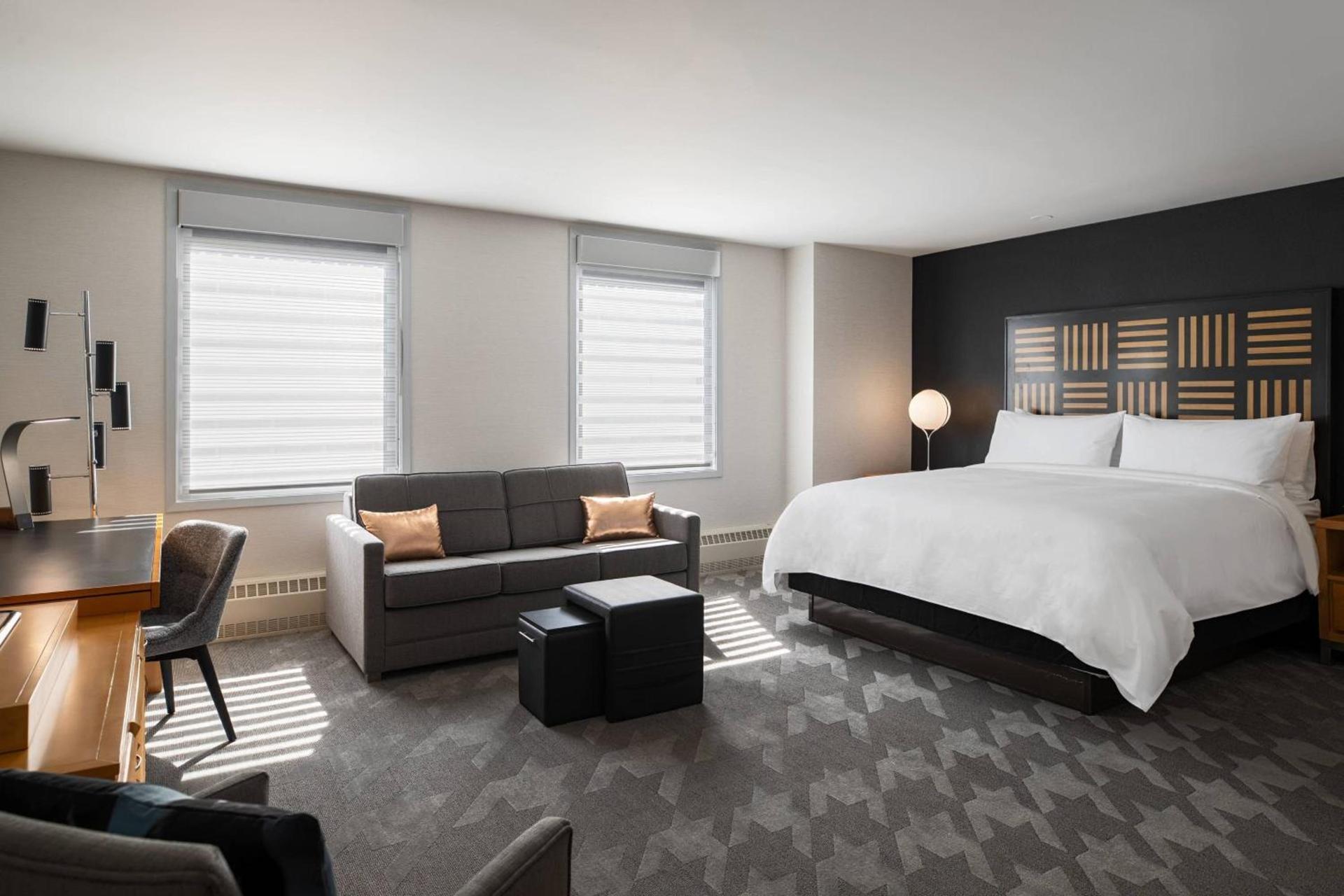 Renaissance Des Moines Savery Hotel photo 21