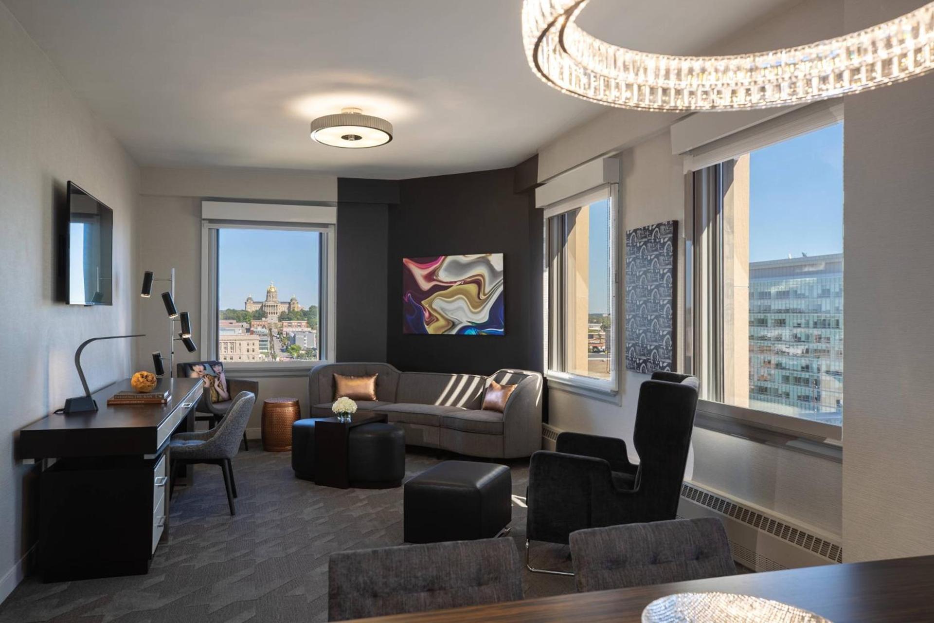 Renaissance Des Moines Savery Hotel photo 28