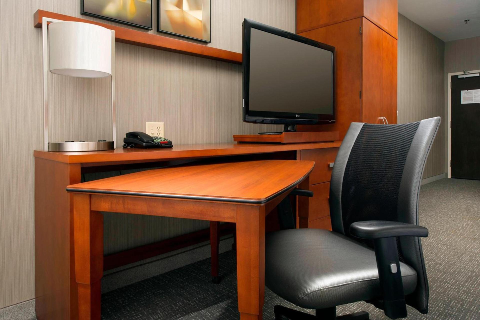 Courtyard by Marriott Wichita Falls photo 7