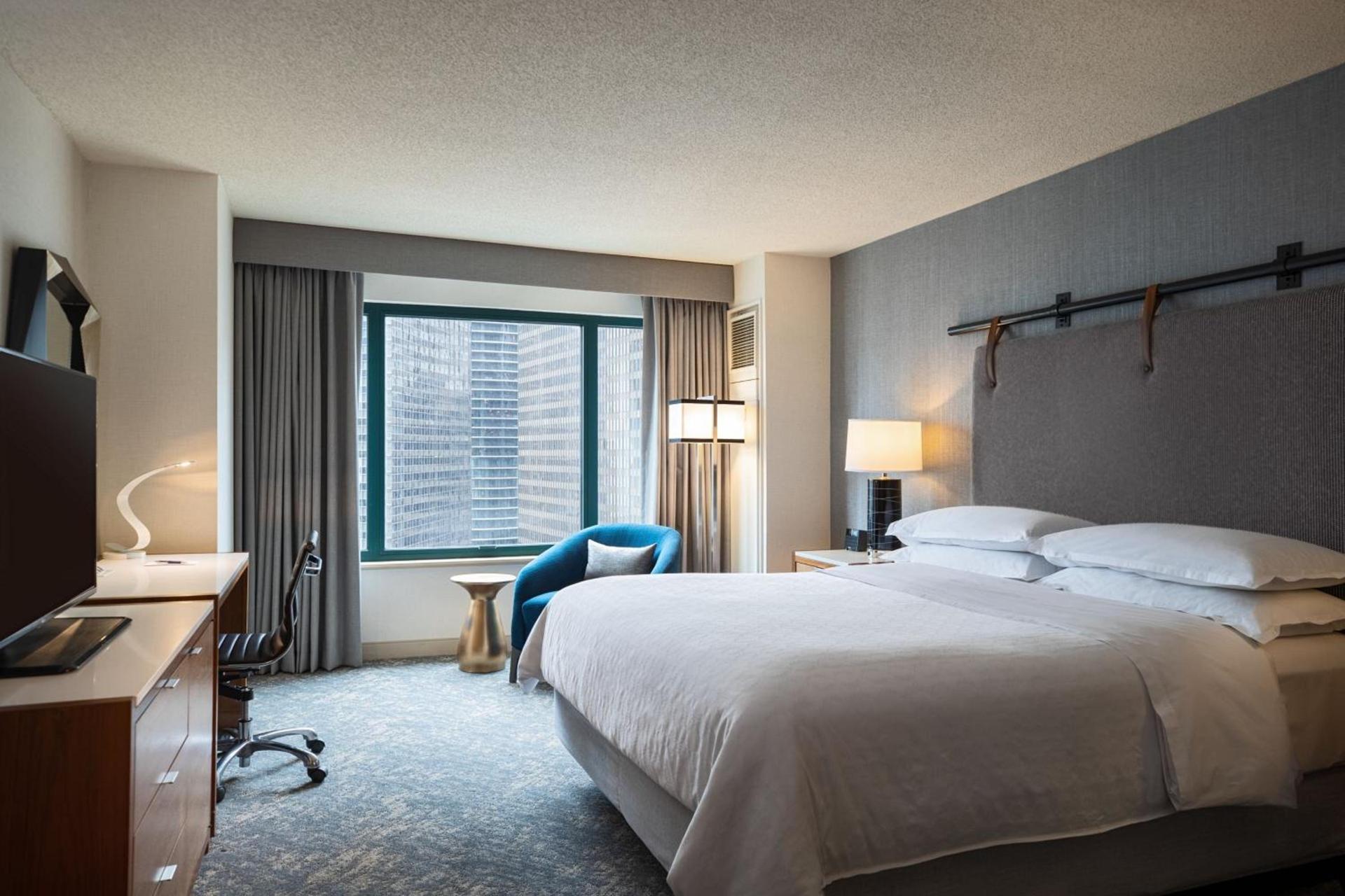 Sheraton Grand Chicago Riverwalk photo 27