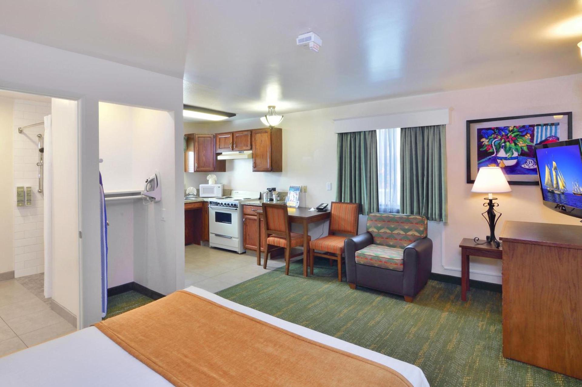 Lamplighter Inn & Suites at SDSU photo 25