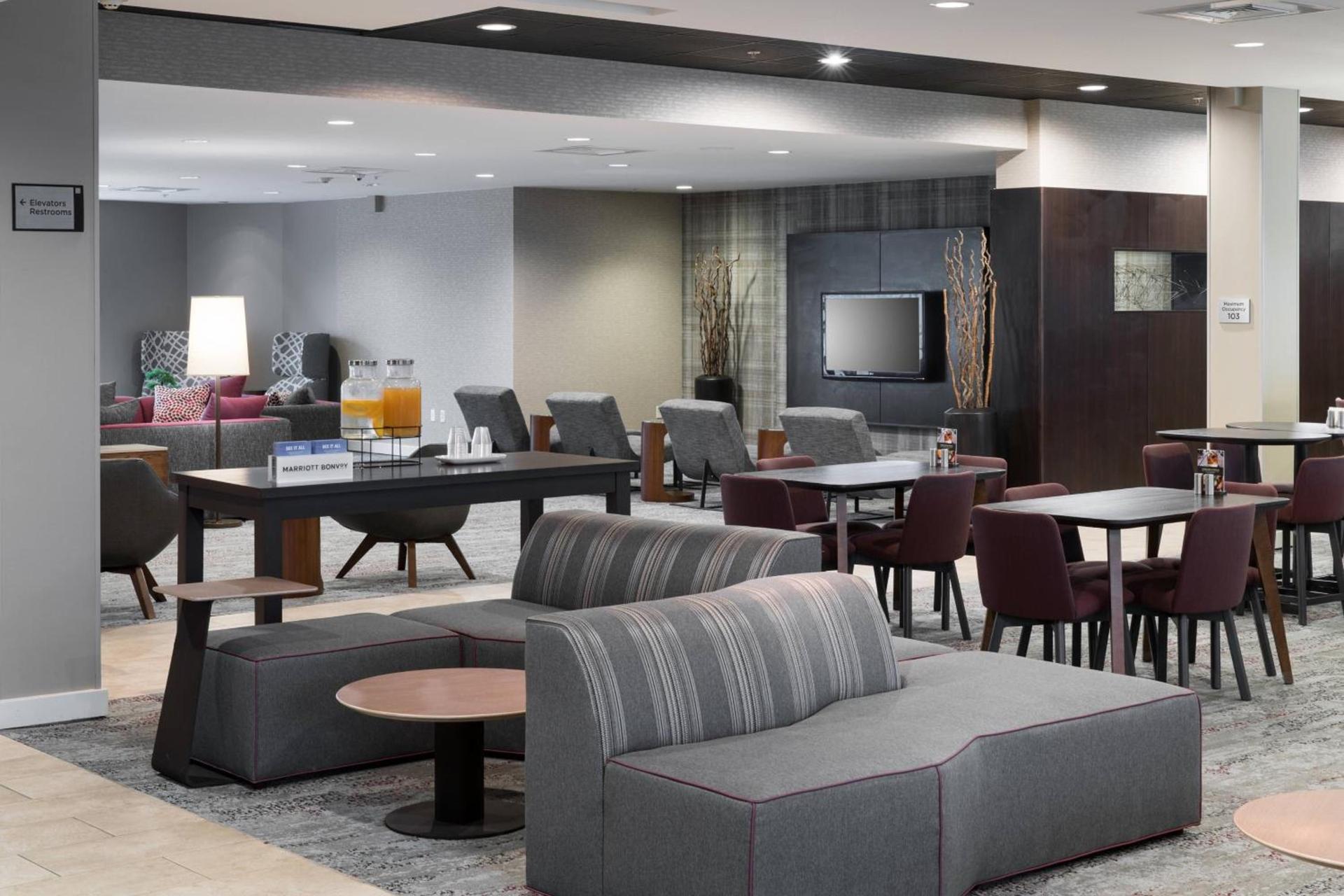 Courtyard by Marriott Austin Parmer Tech Ridge photo 6
