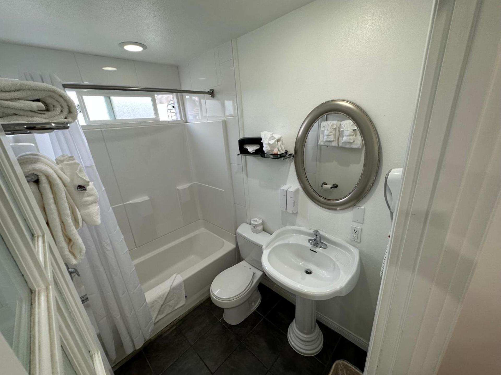 King Frederik Inn photo 69