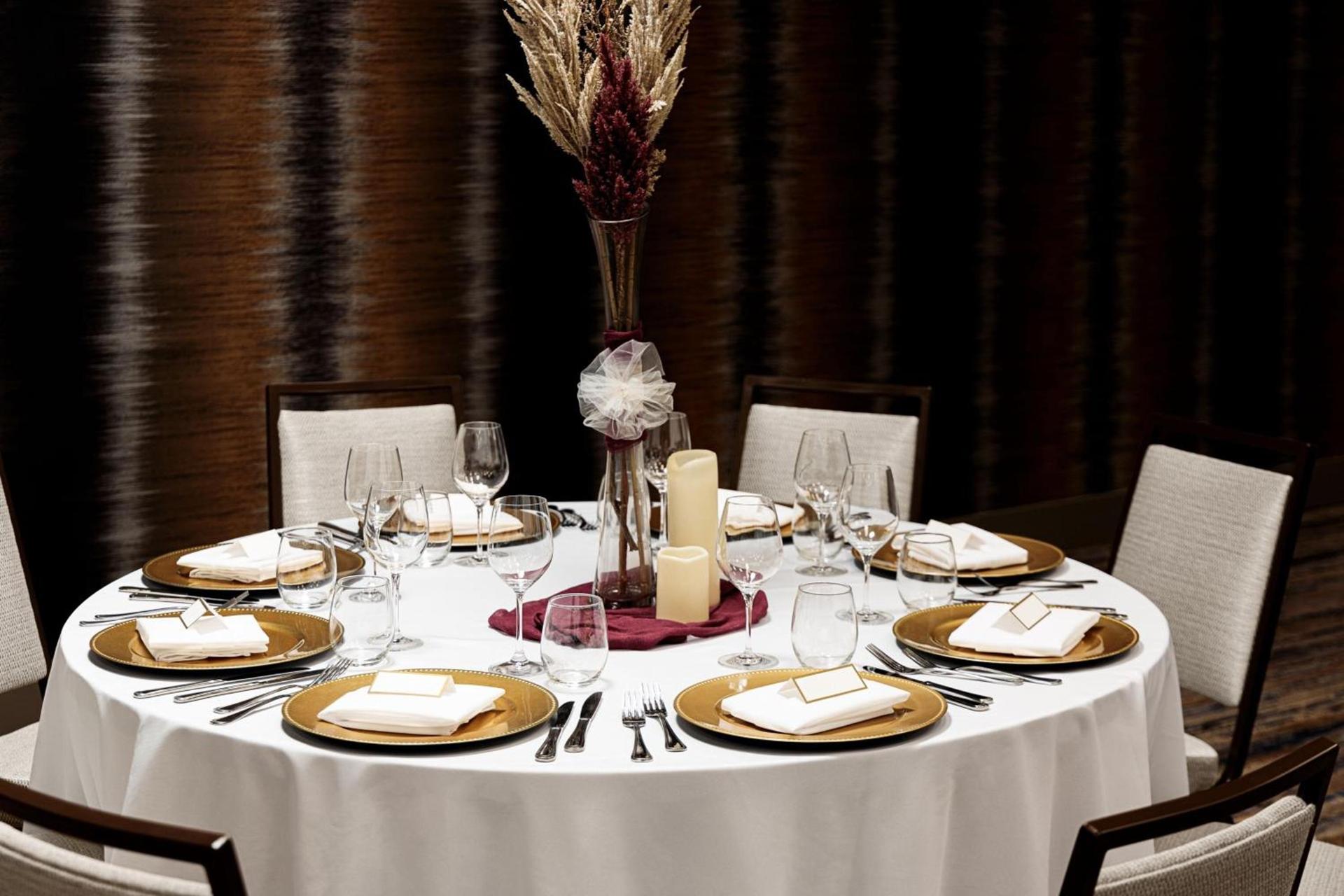 Courtyard by Marriott Dallas Downtown/Reunion District photo 49