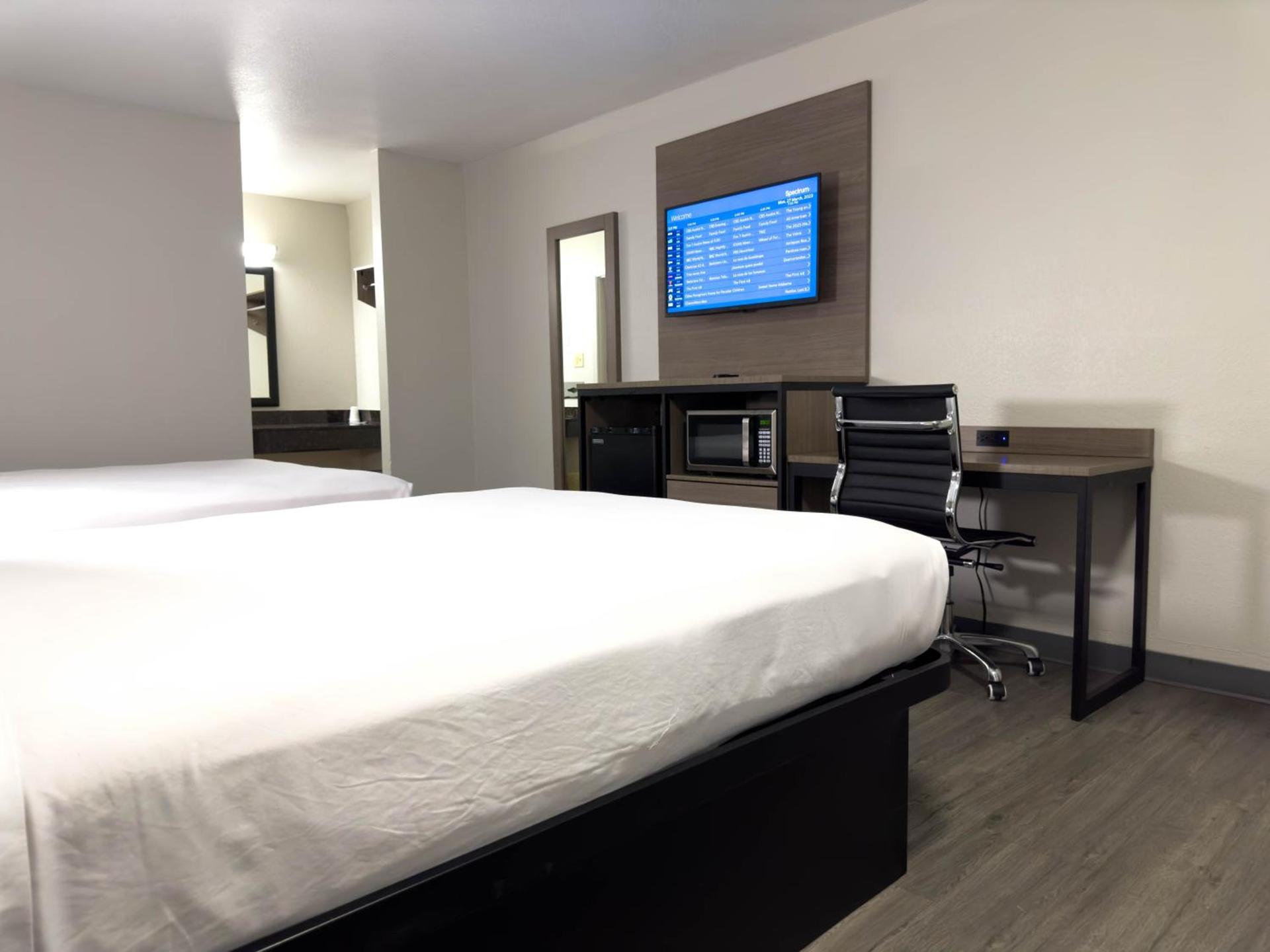 Americas Best Value Inn Austin photo 8