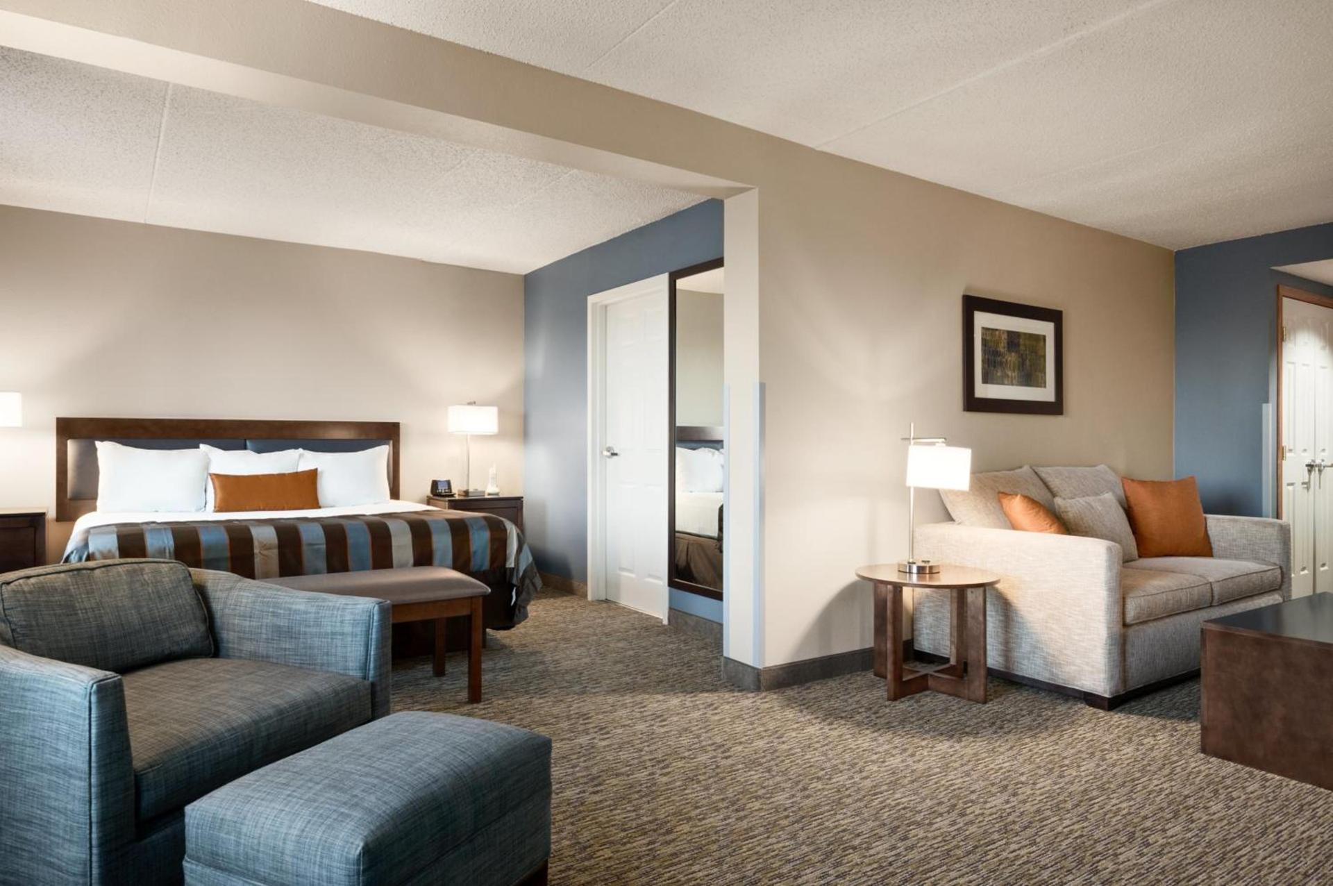 Wingate by Wyndham Fargo photo 33