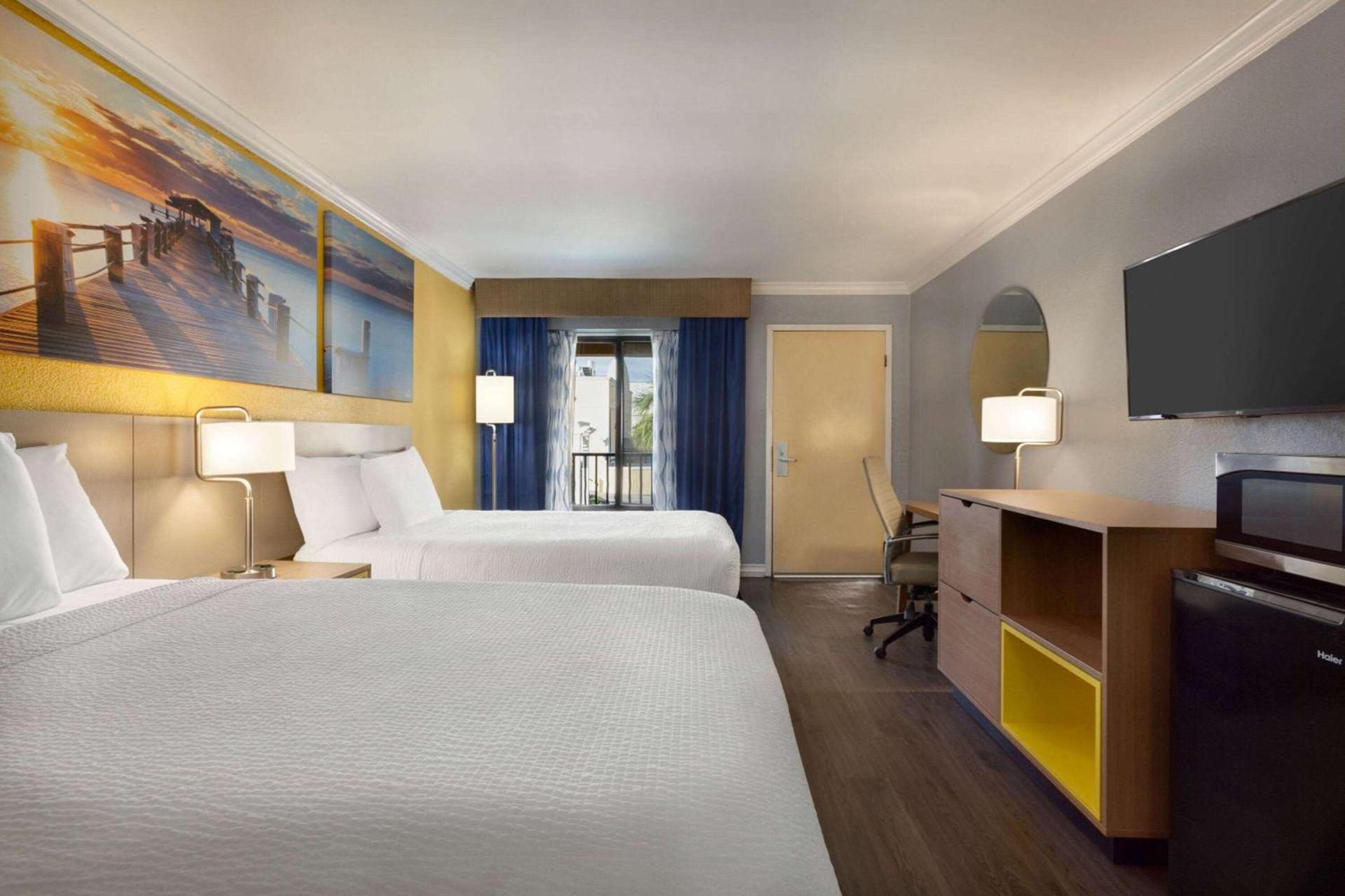 Days Inn by Wyndham Pensacola - Historic Downtown photo 14