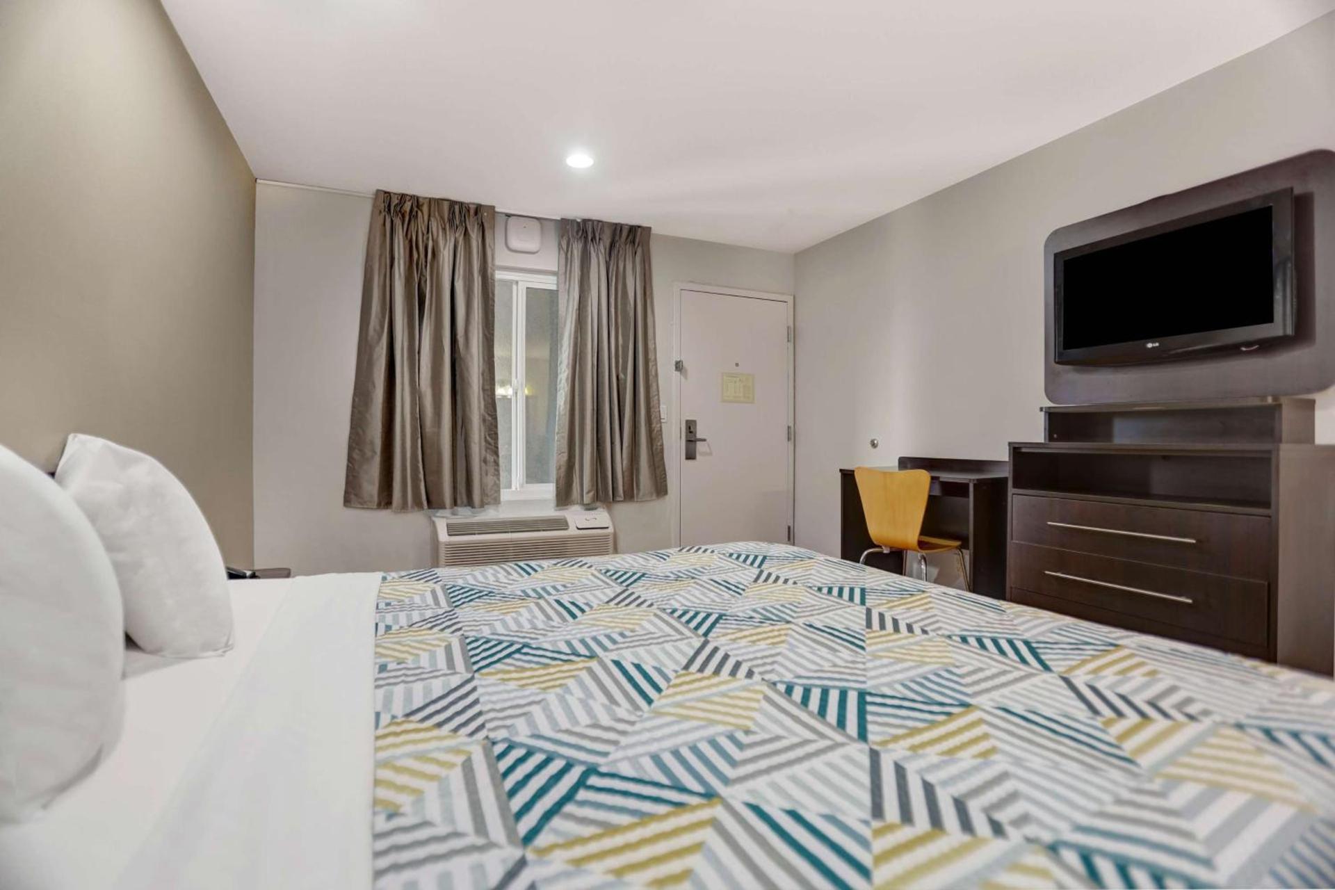 Motel 6-La Mesa, CA photo 5