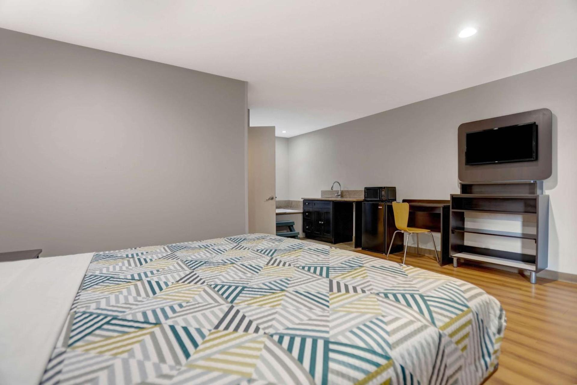 Motel 6-La Mesa, CA photo 12