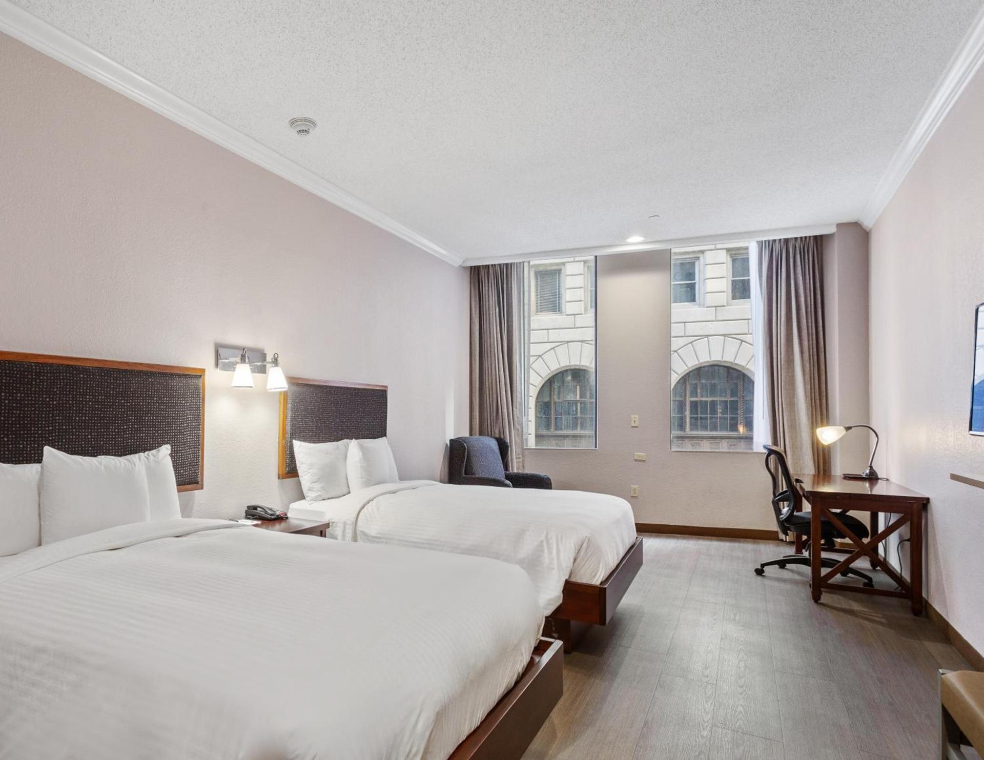 Wyndham Garden Baronne Plaza photo 20