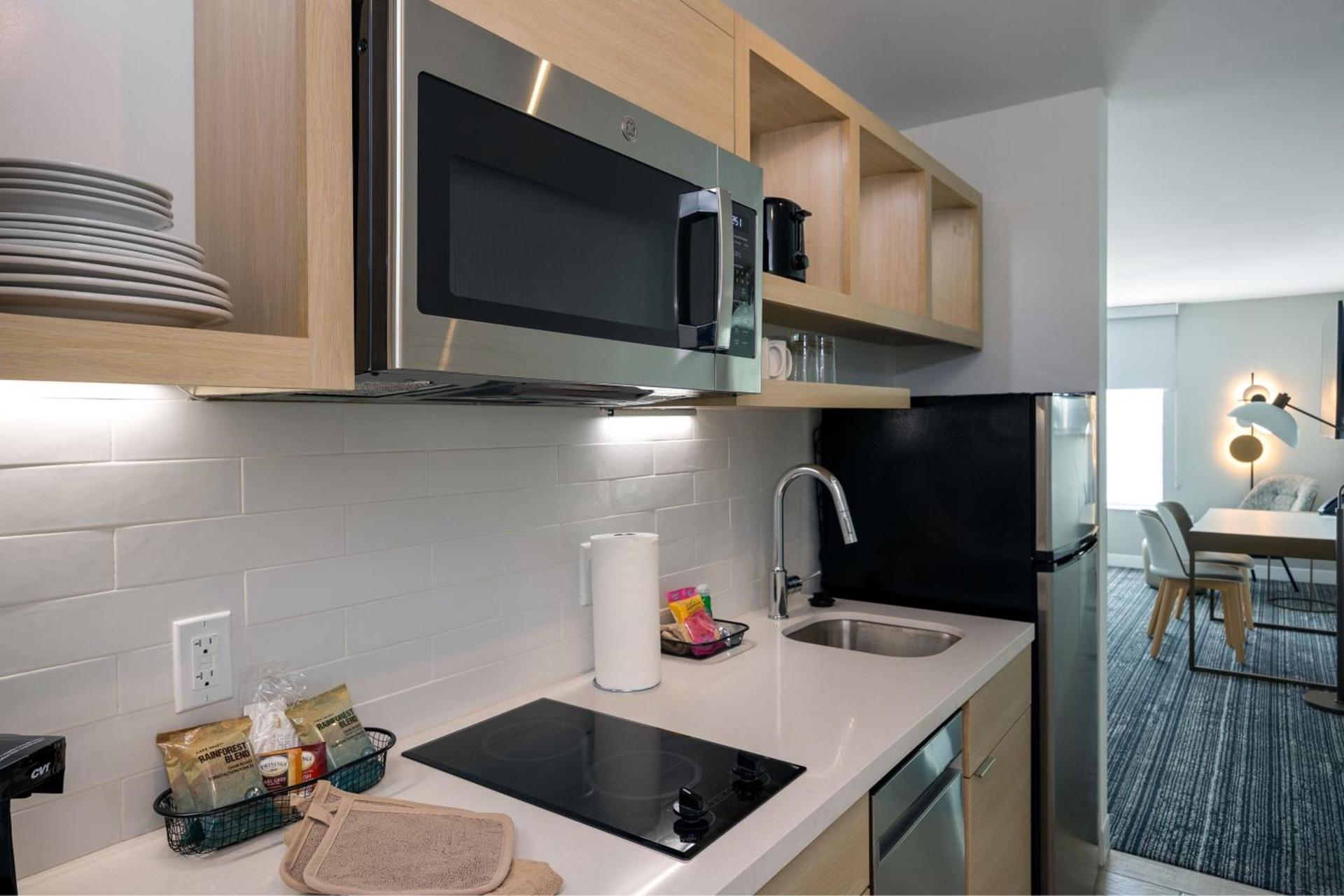 TownePlace Suites by Marriott Canton Riverstone Parkway photo 14