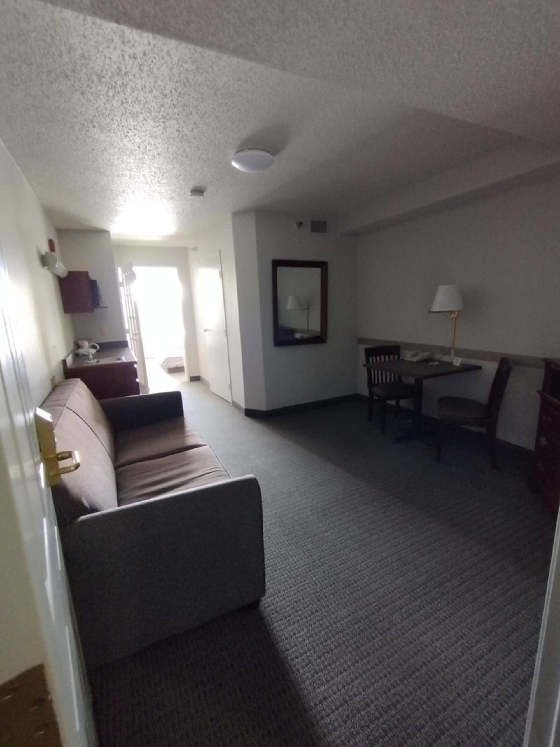 GrandStay Hotel & Suites Hastings photo 29