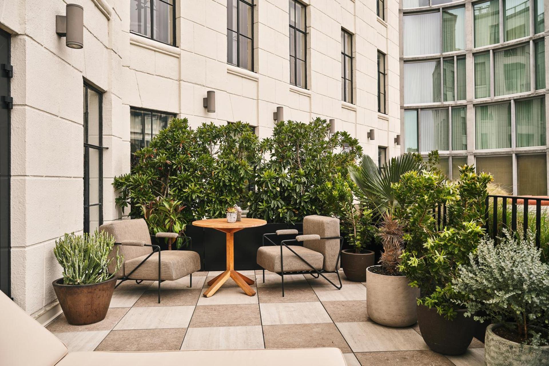 Santa Monica Proper Hotel, a Member of Design Hotels photo 23