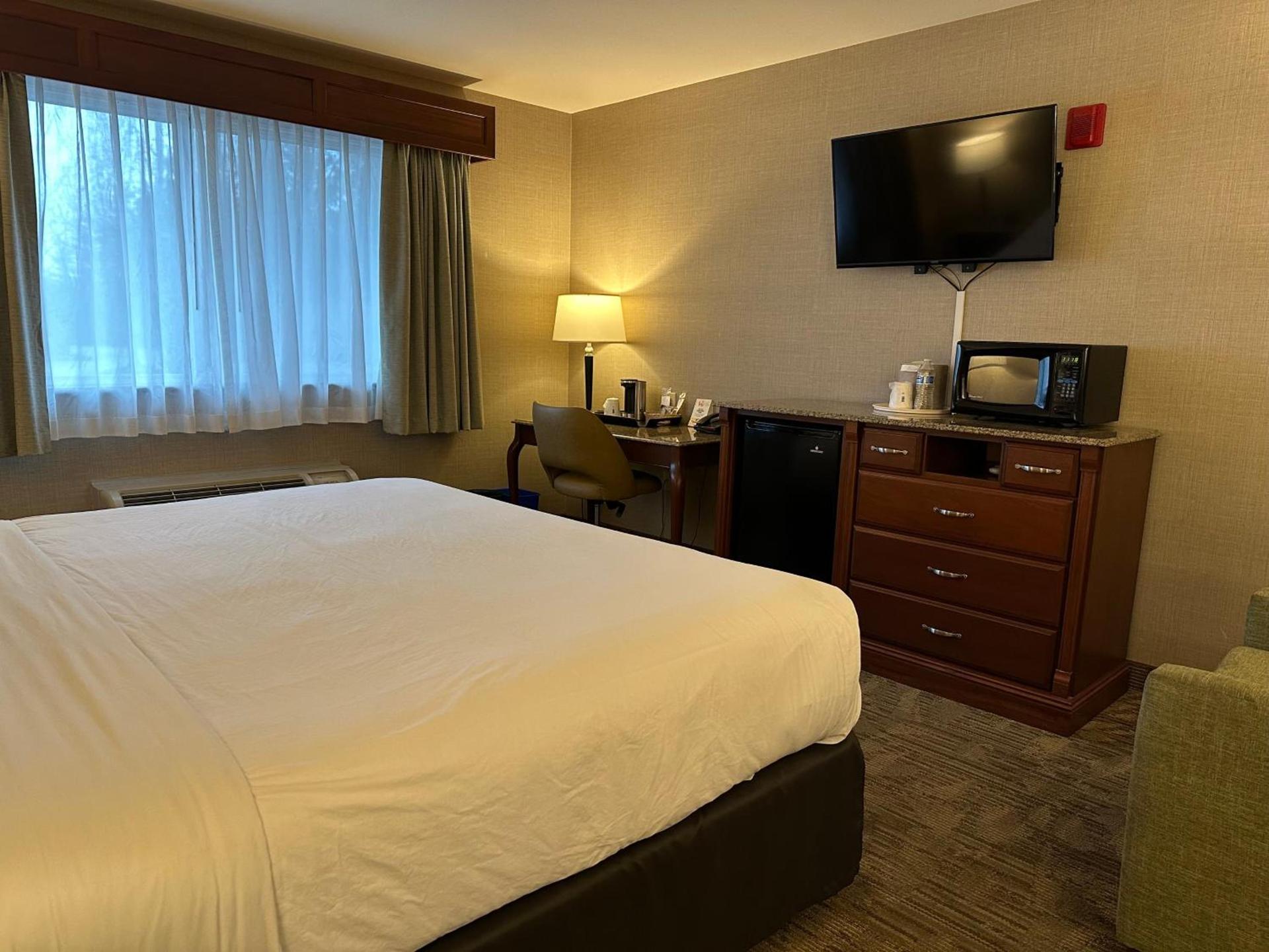Medallion Inn and Suites photo 15