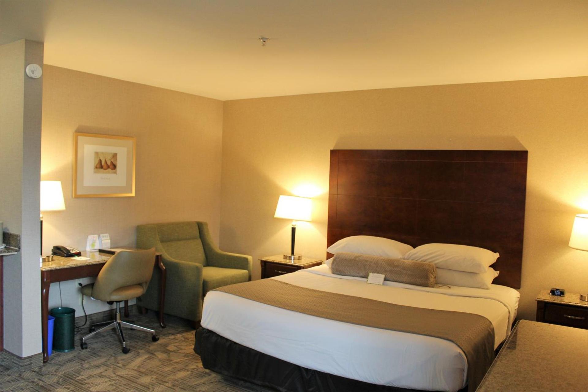 Medallion Inn and Suites photo 18