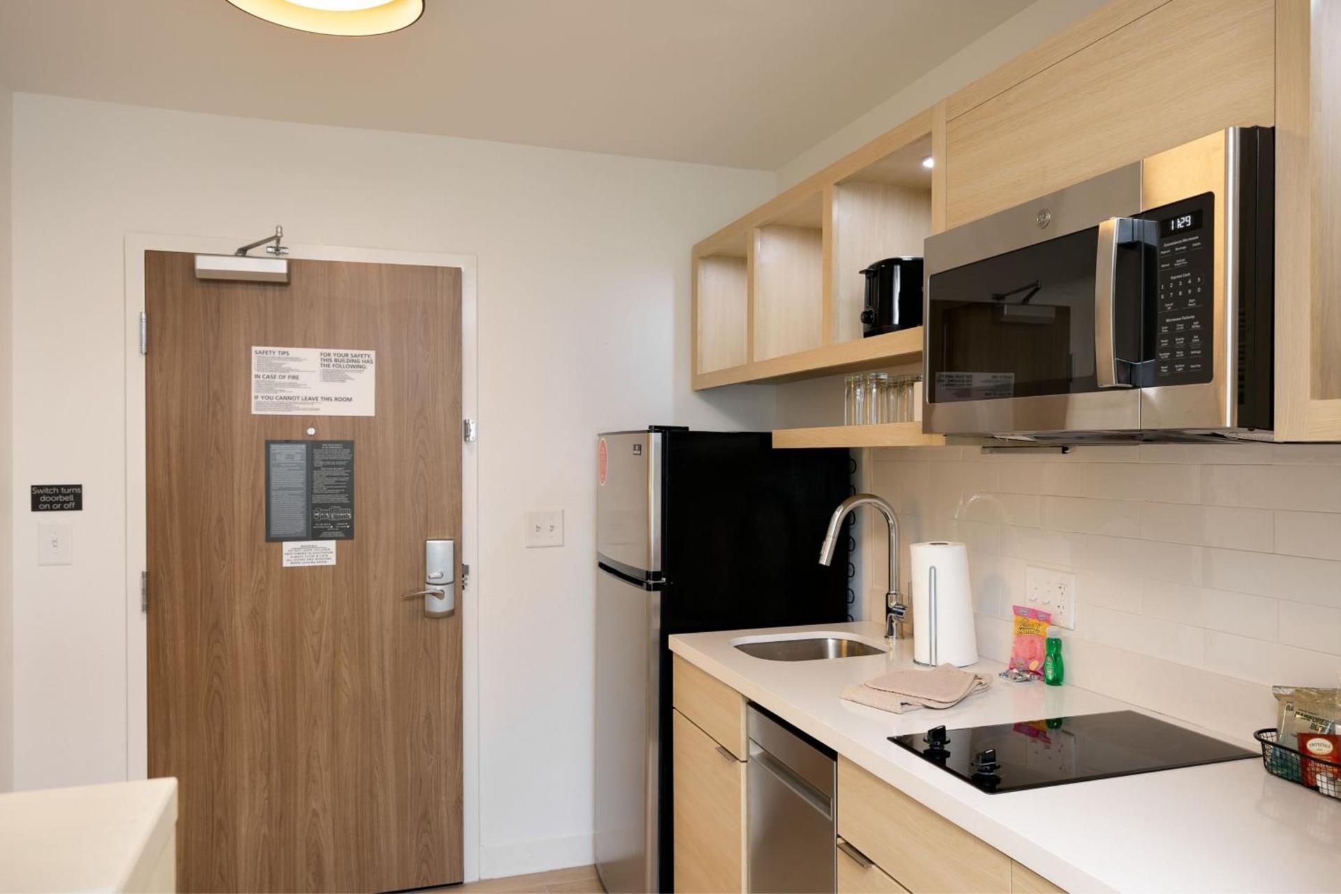 TownePlace Suites by Marriott Canton Riverstone Parkway photo 16