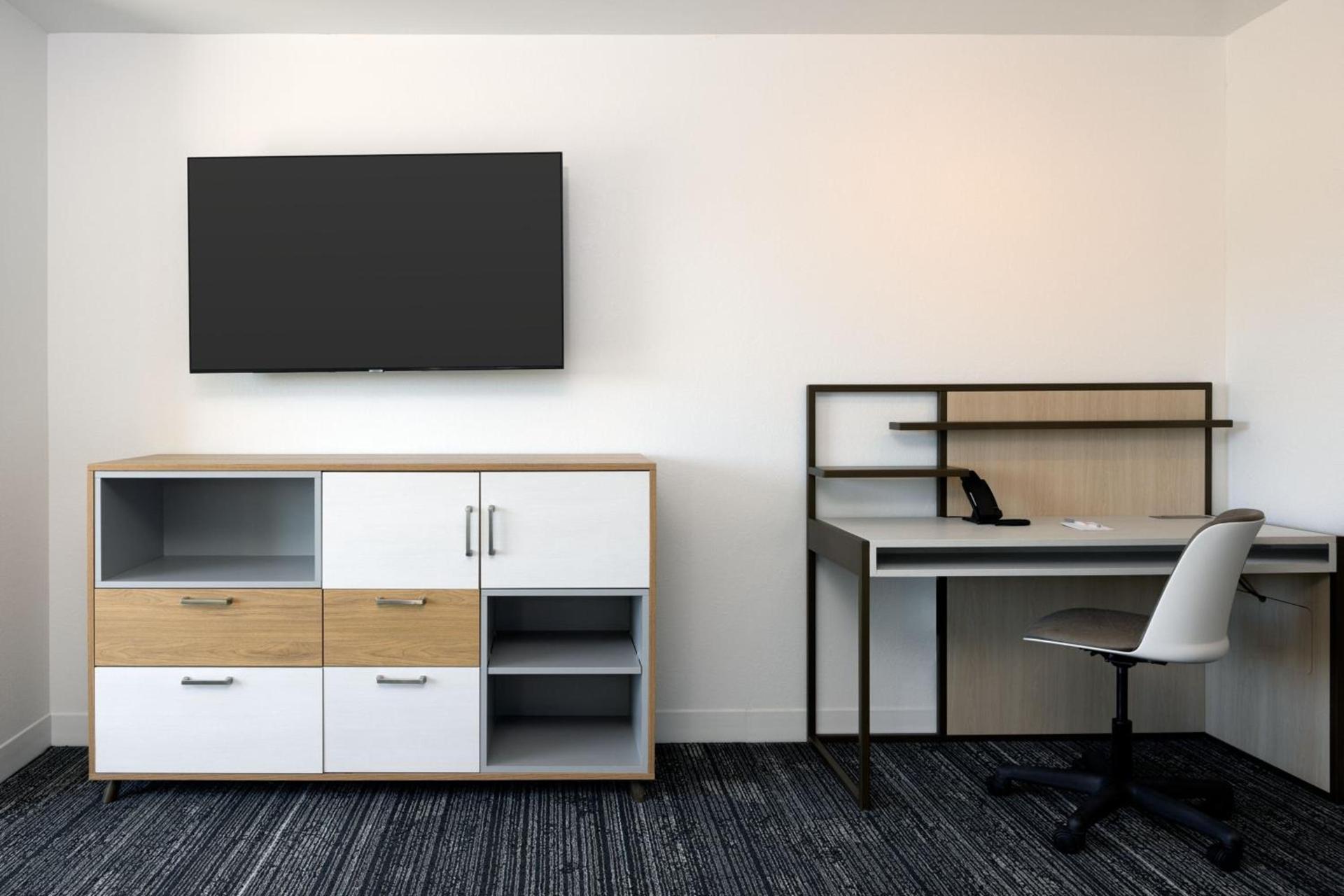 TownePlace Suites by Marriott Canton Riverstone Parkway photo 23