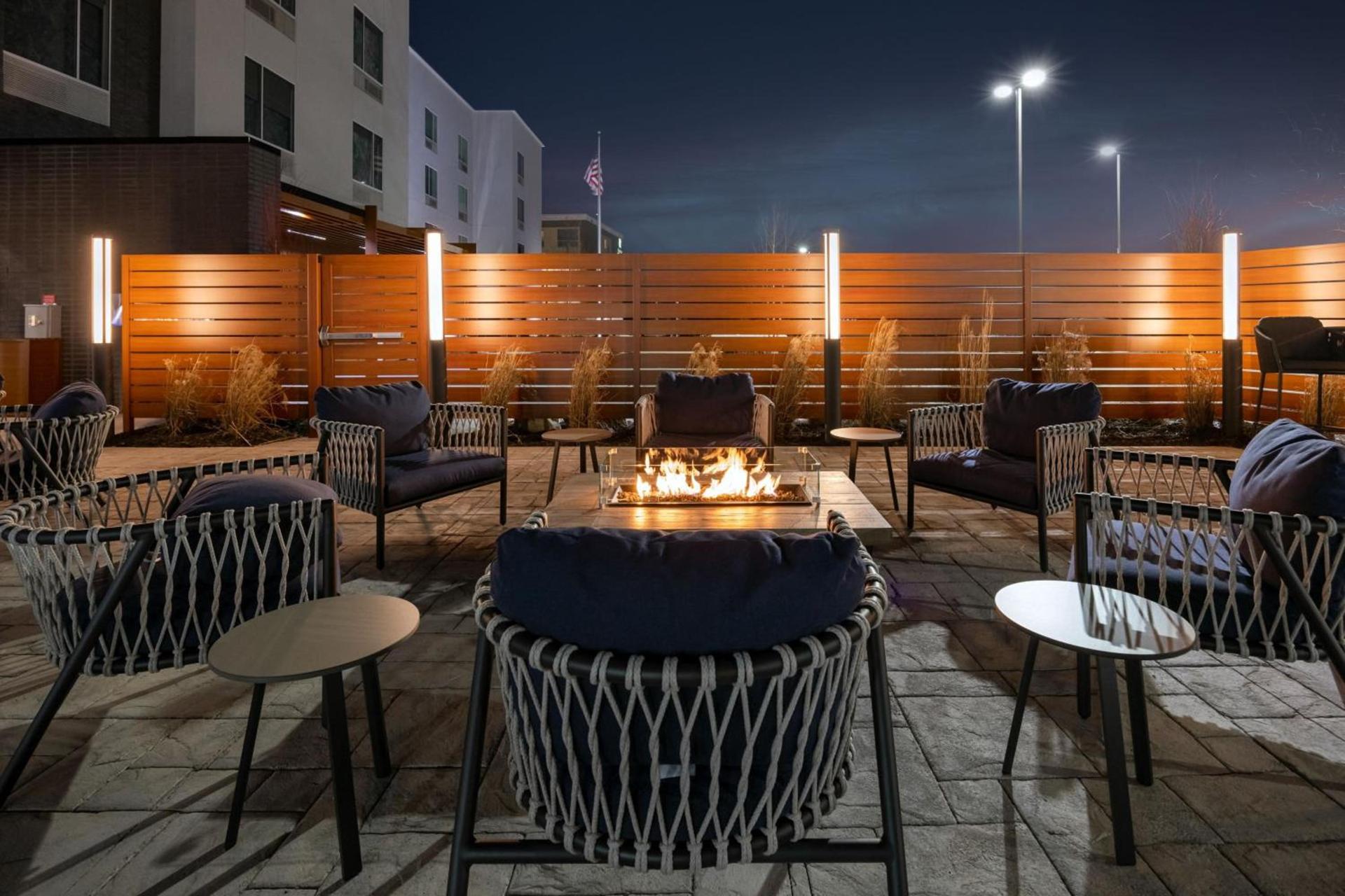 TownePlace Suites by Marriott Canton Riverstone Parkway photo 37