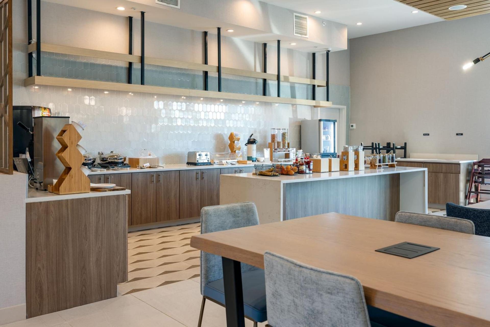 TownePlace Suites by Marriott Canton Riverstone Parkway photo 40