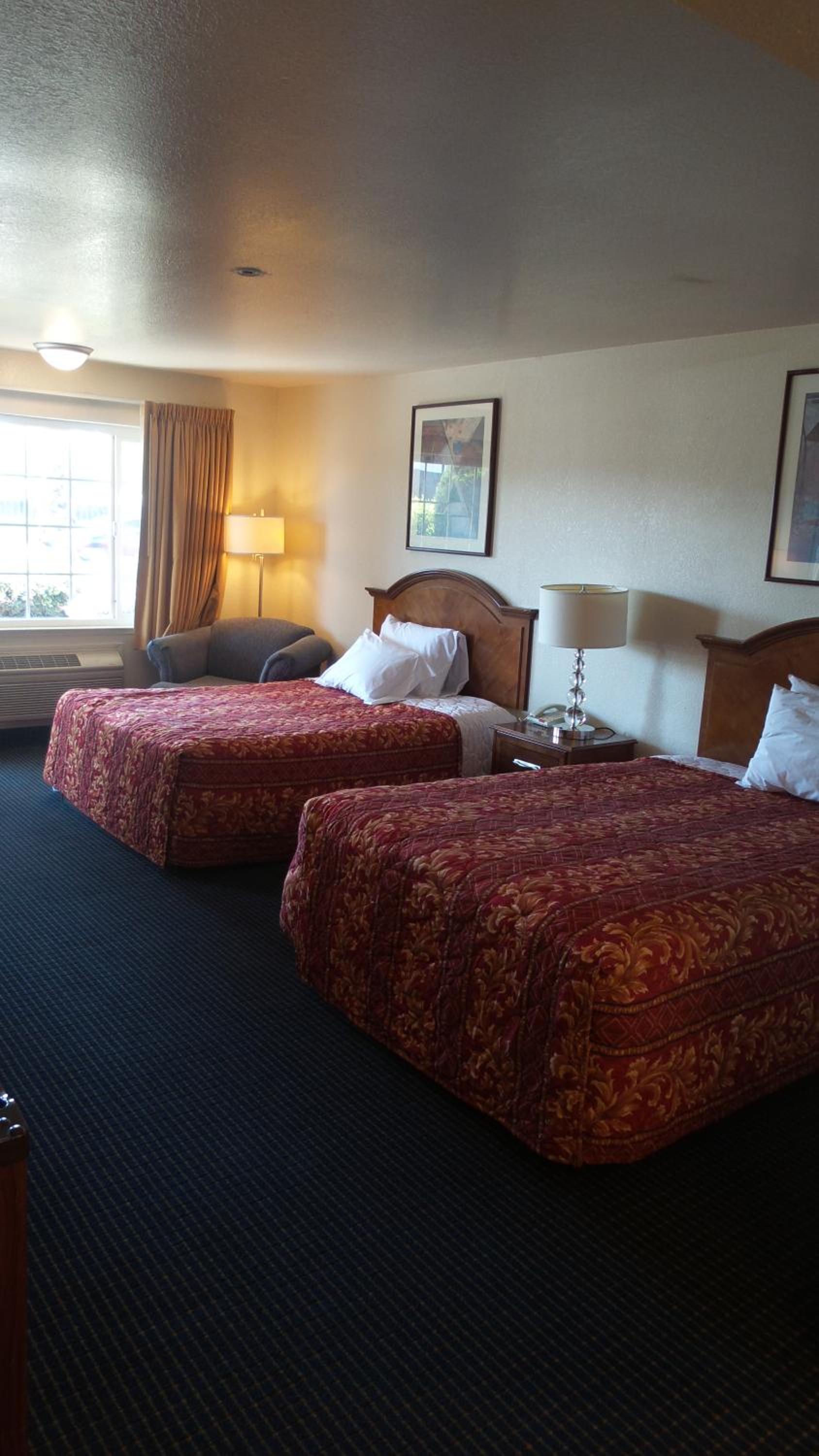 Holiday Motel Oakdale photo 8