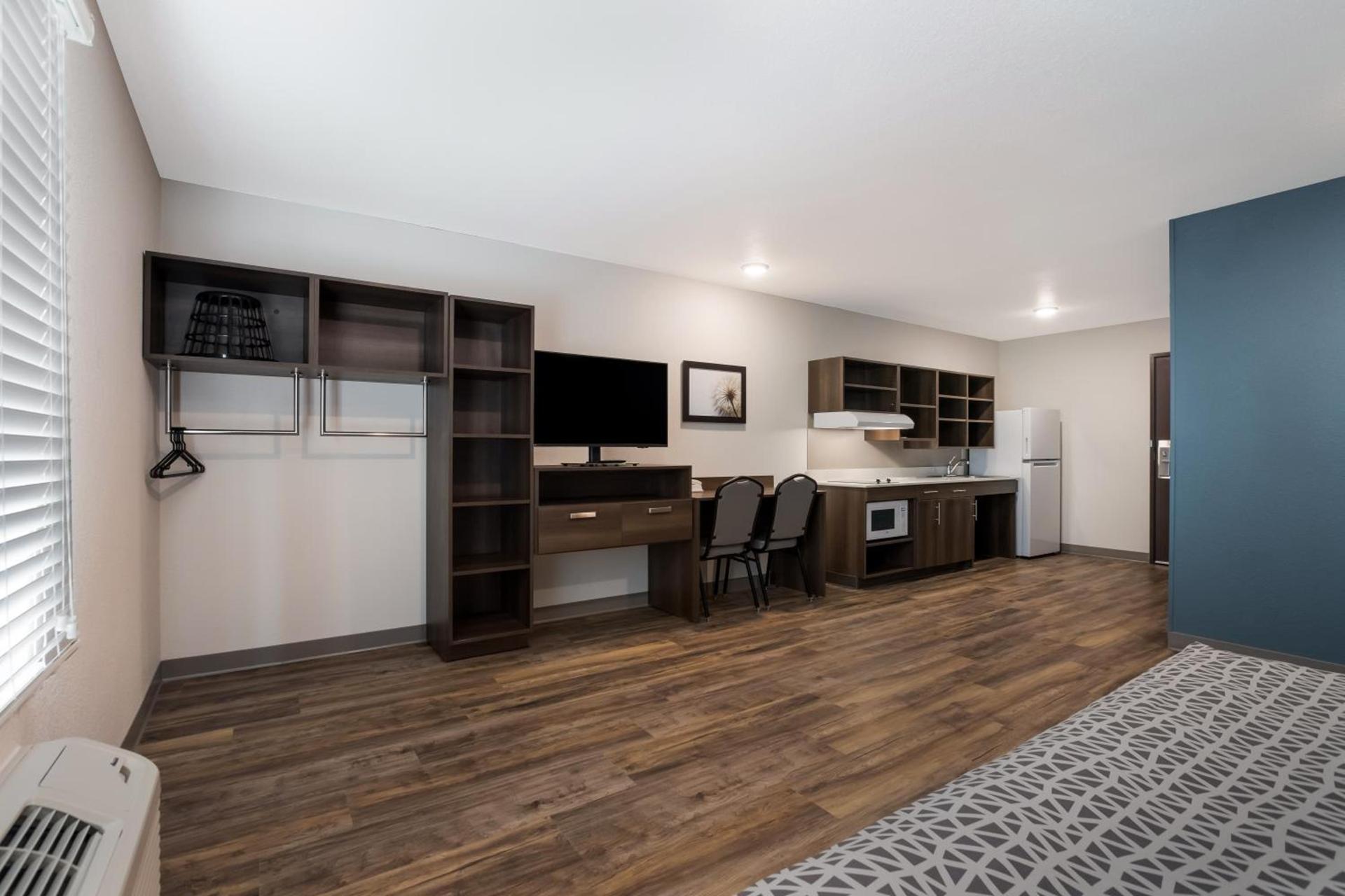 WoodSpring Suites South Brunswick - Princeton photo 32