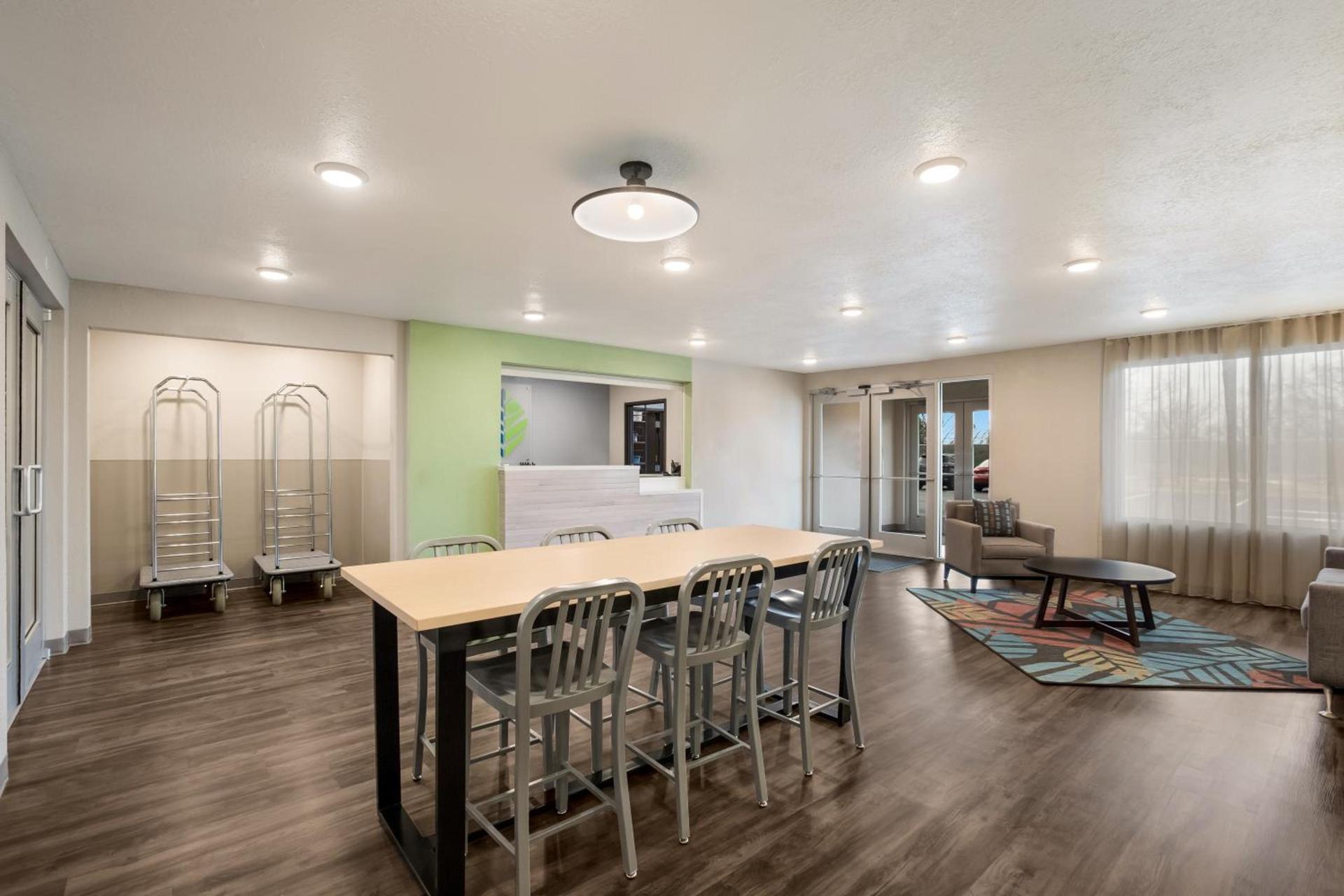 WoodSpring Suites South Brunswick - Princeton photo 3