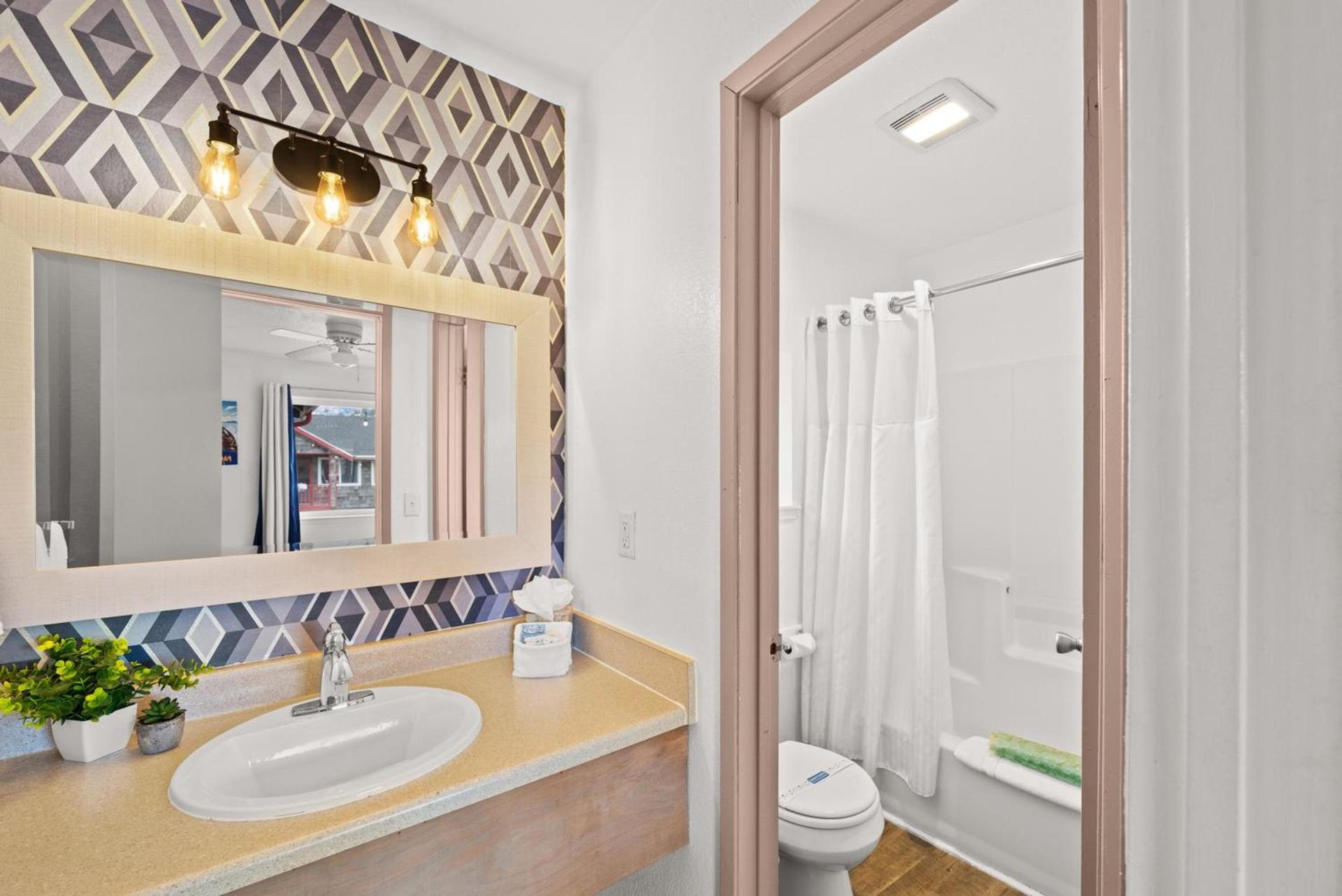 Surf & Sand Inn photo 5