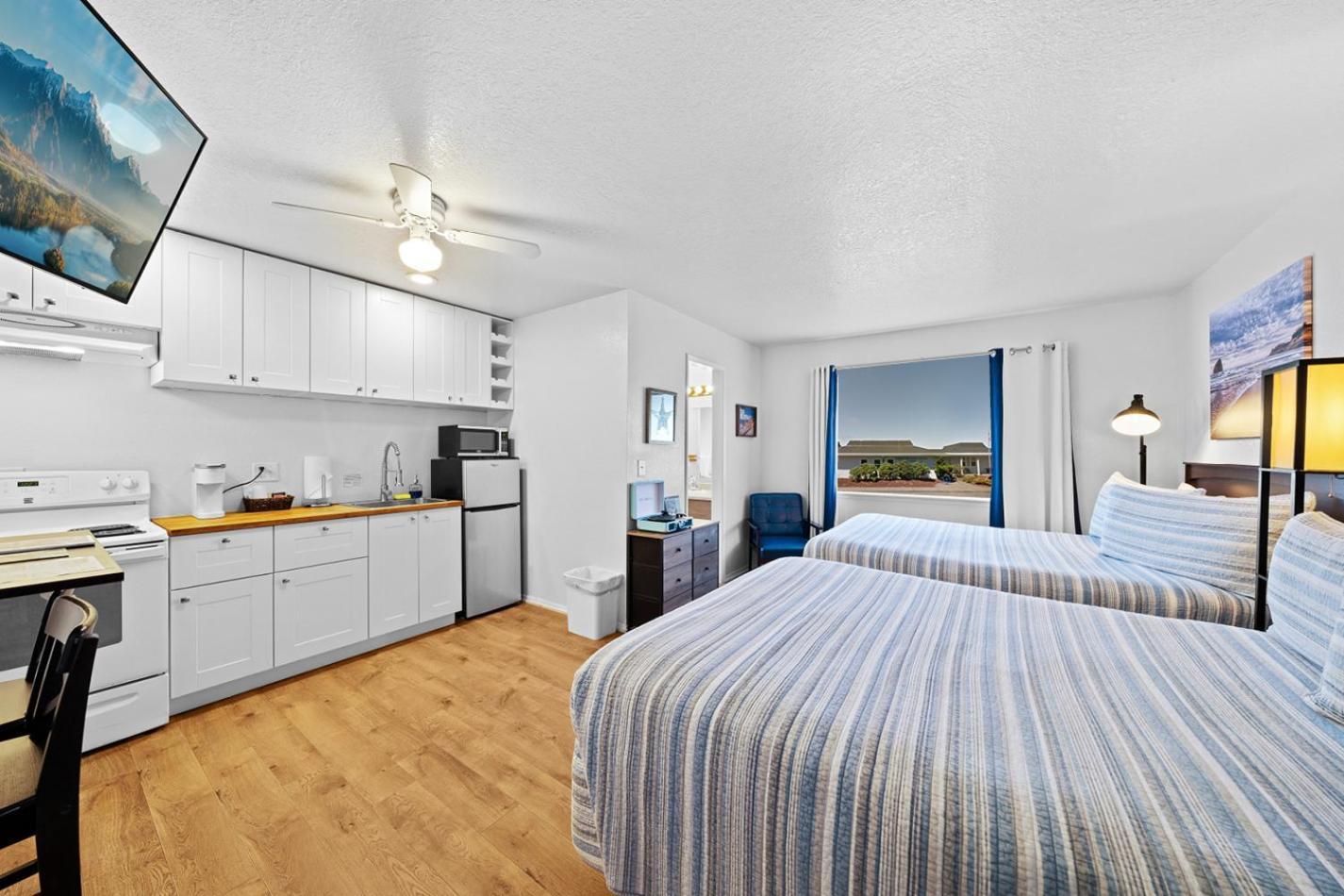 Surf & Sand Inn photo 16