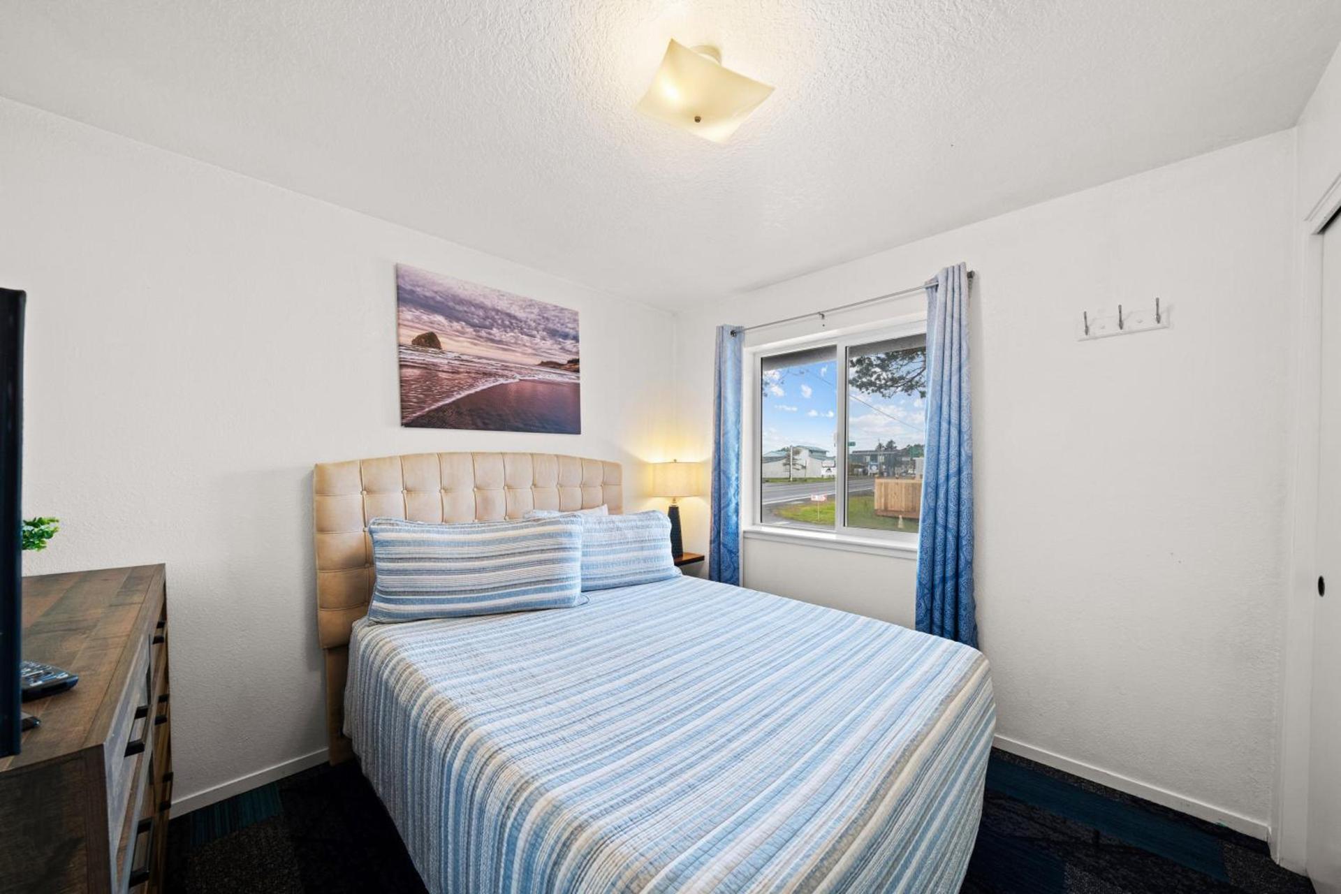 Surf & Sand Inn photo 18