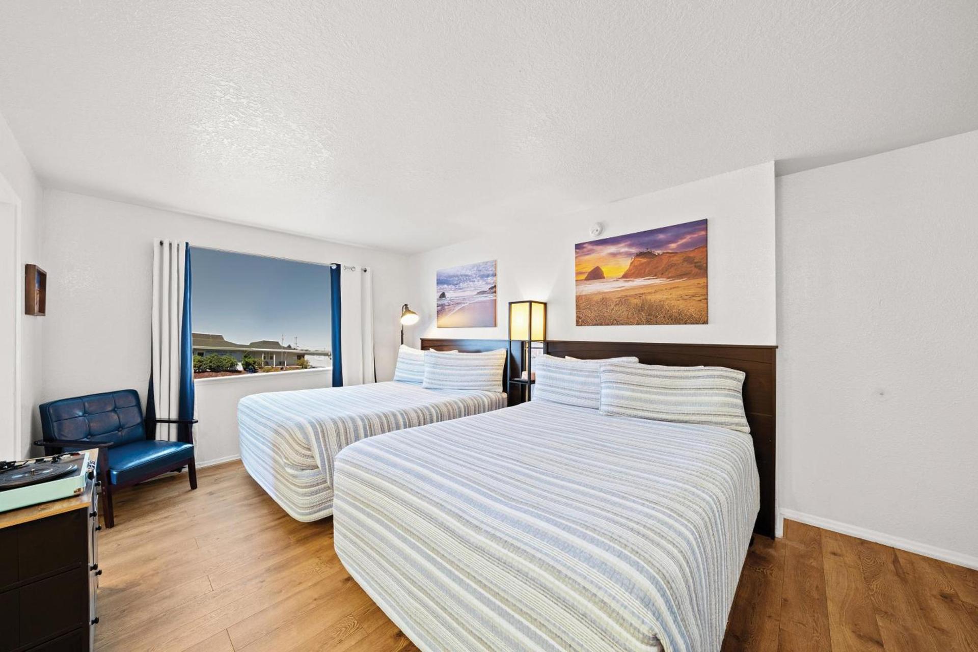 Surf & Sand Inn photo 12