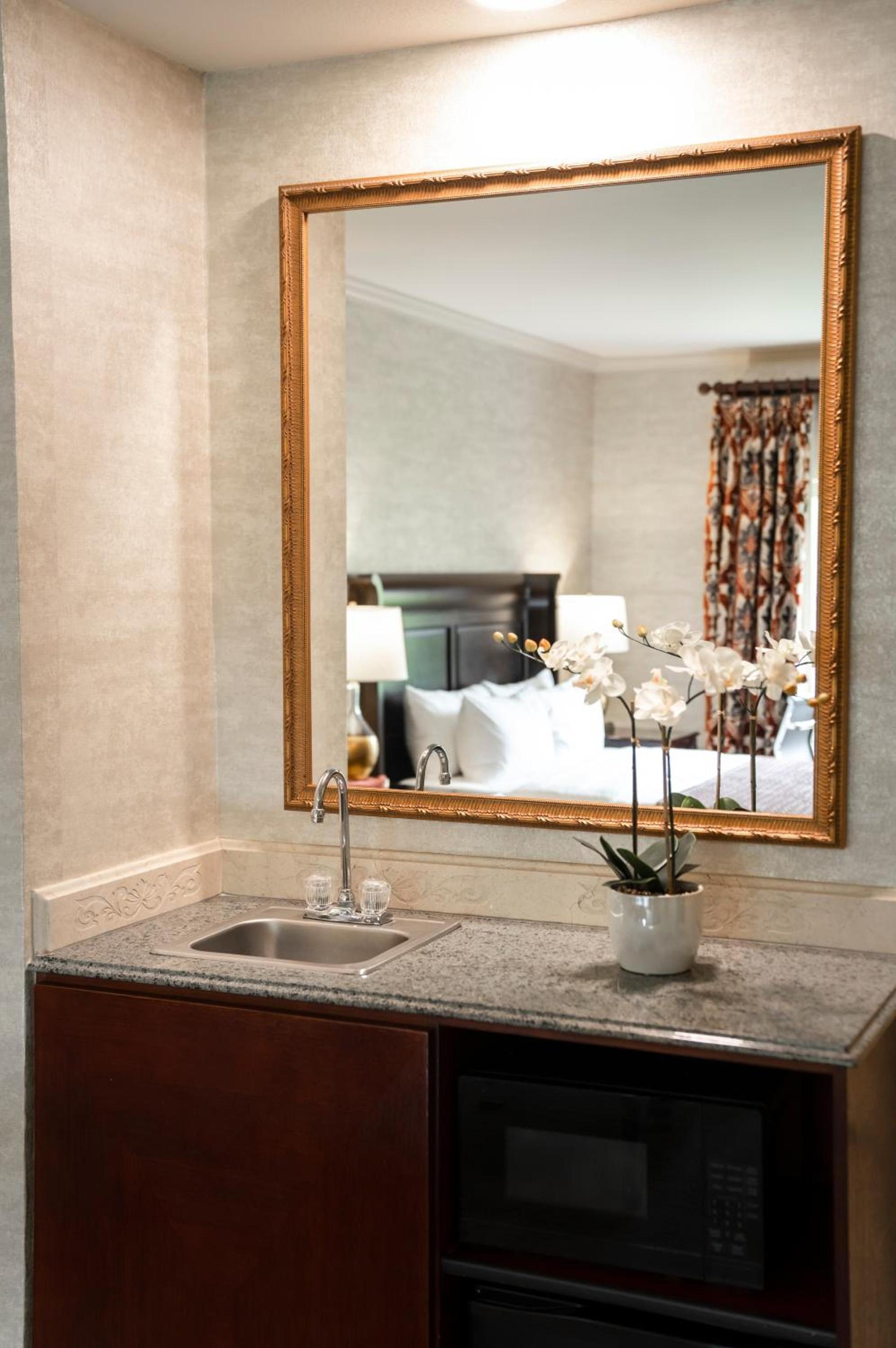 Ayres Hotel Costa Mesa Newport Beach photo 36