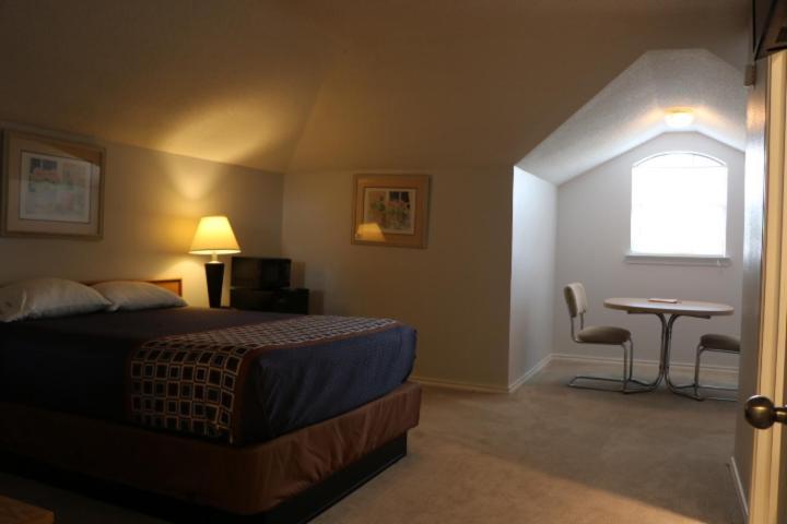 Bent Tree Motel photo 68