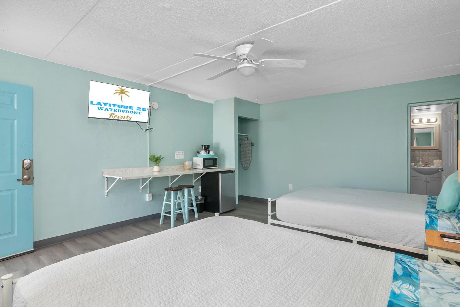 Latitude 26 Waterfront Boutique Resort - Fort Myers Beach photo 32