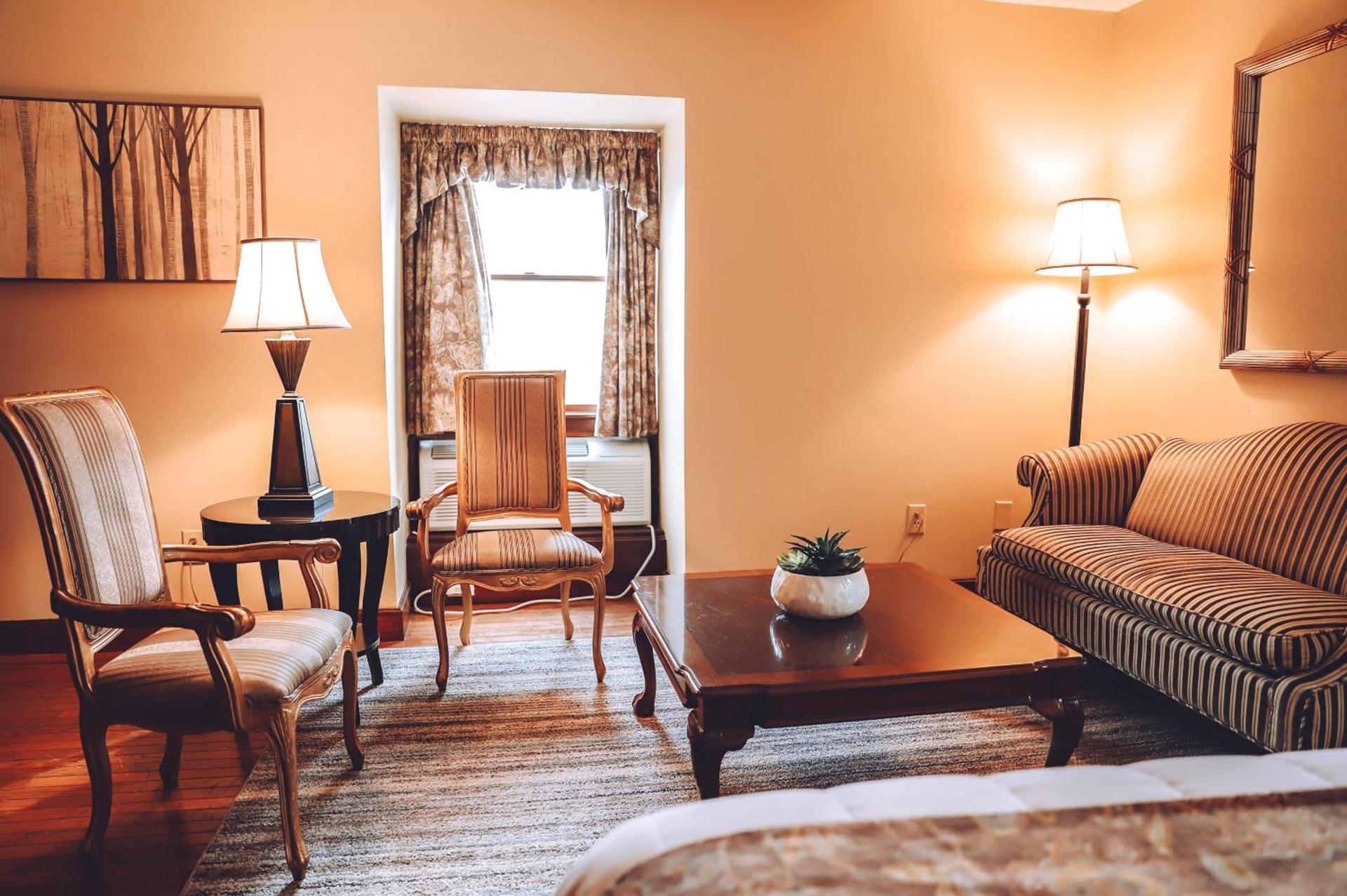 Tom Quick Inn photo 37