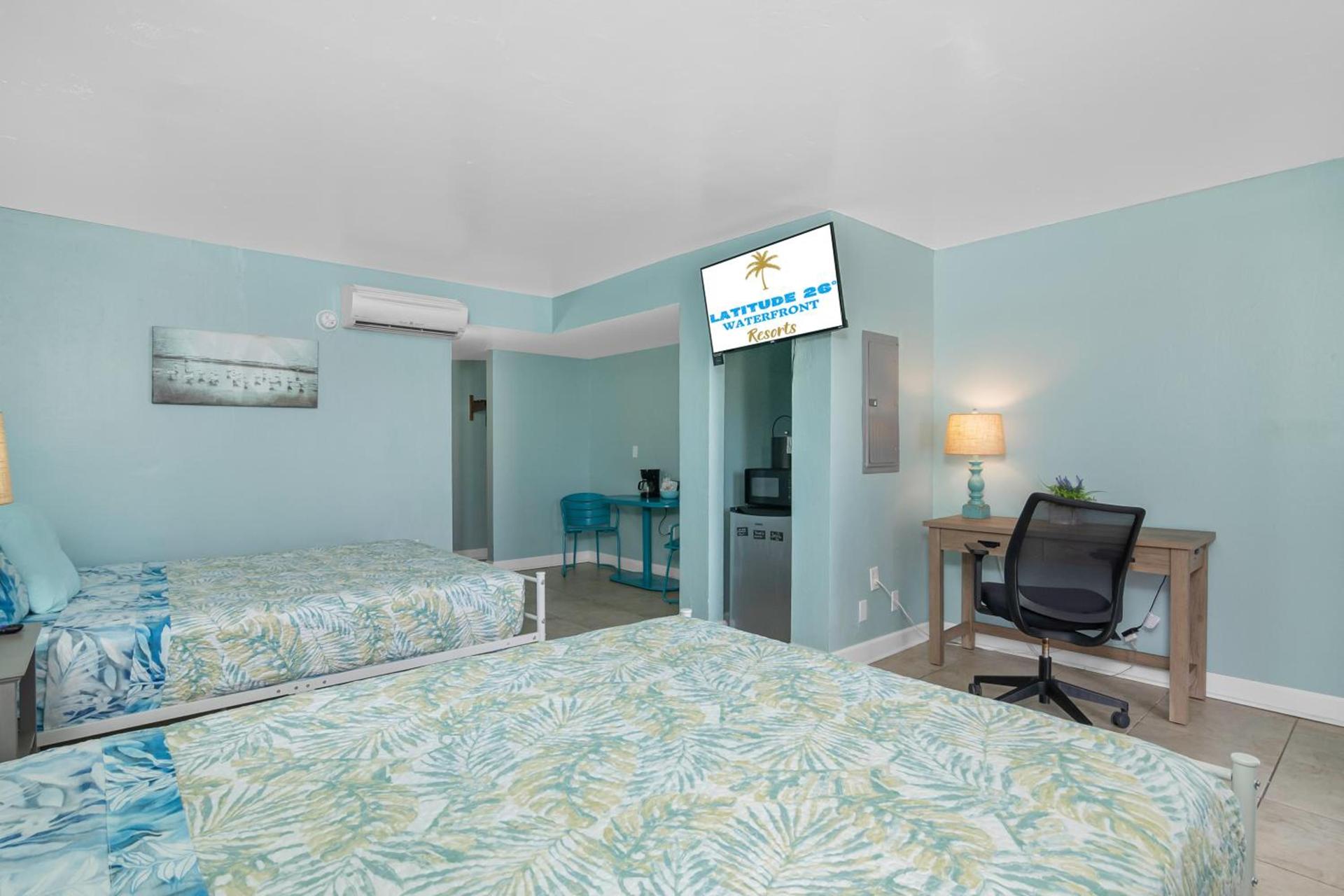 Latitude 26 Waterfront Resort and Marina photo 38