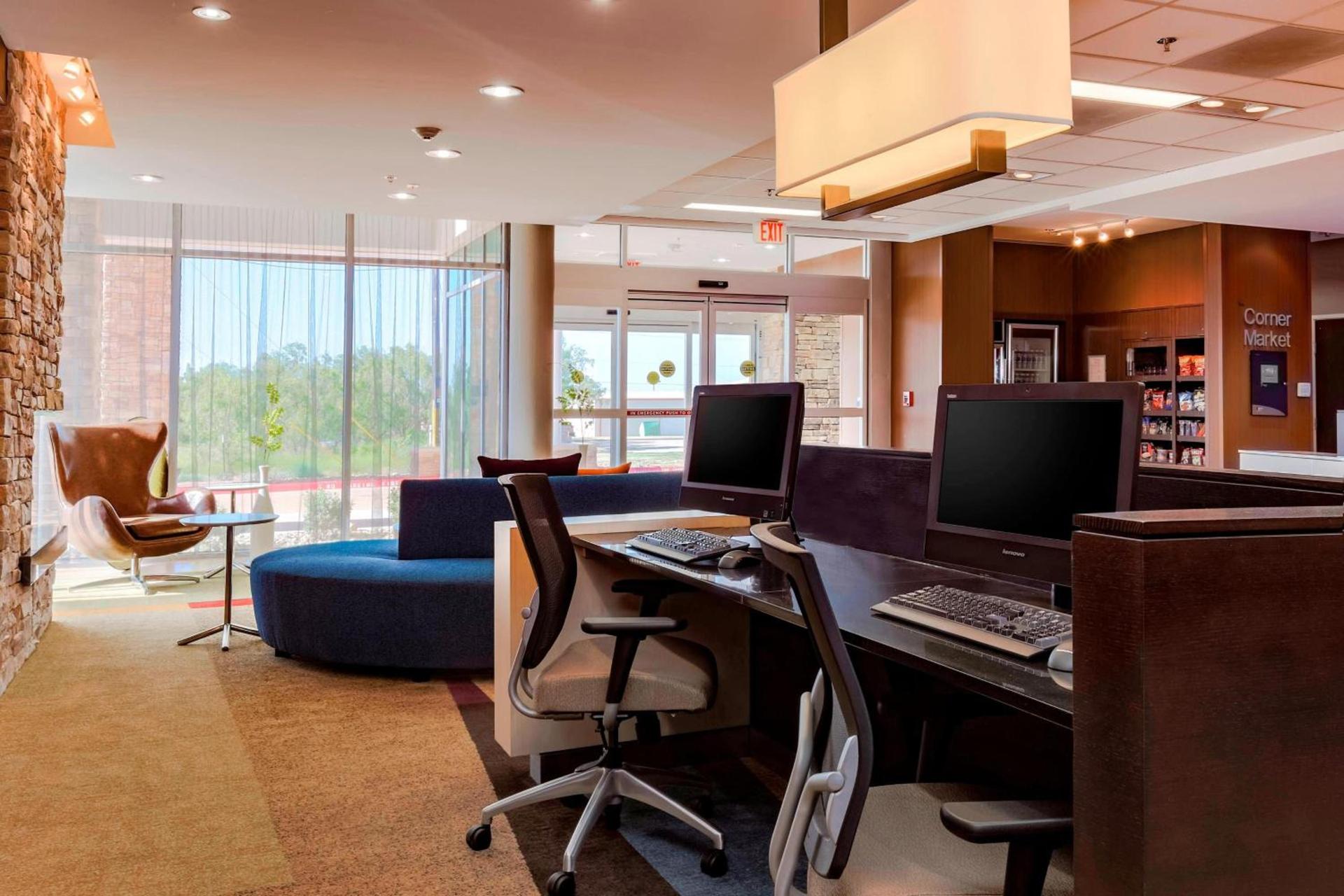 Fairfield Inn & Suites by Marriott Snyder photo 25