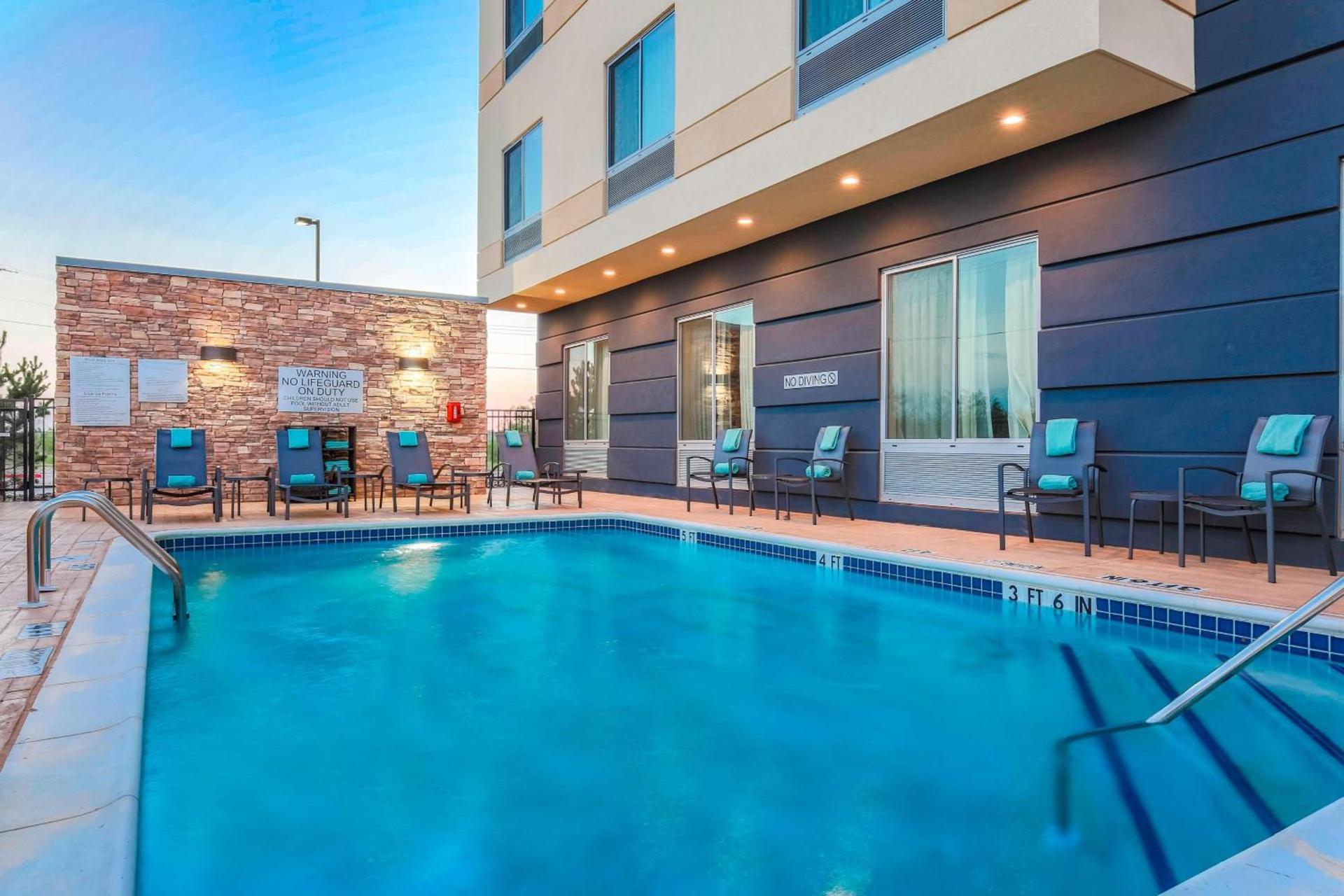 Fairfield Inn & Suites by Marriott Snyder photo 31