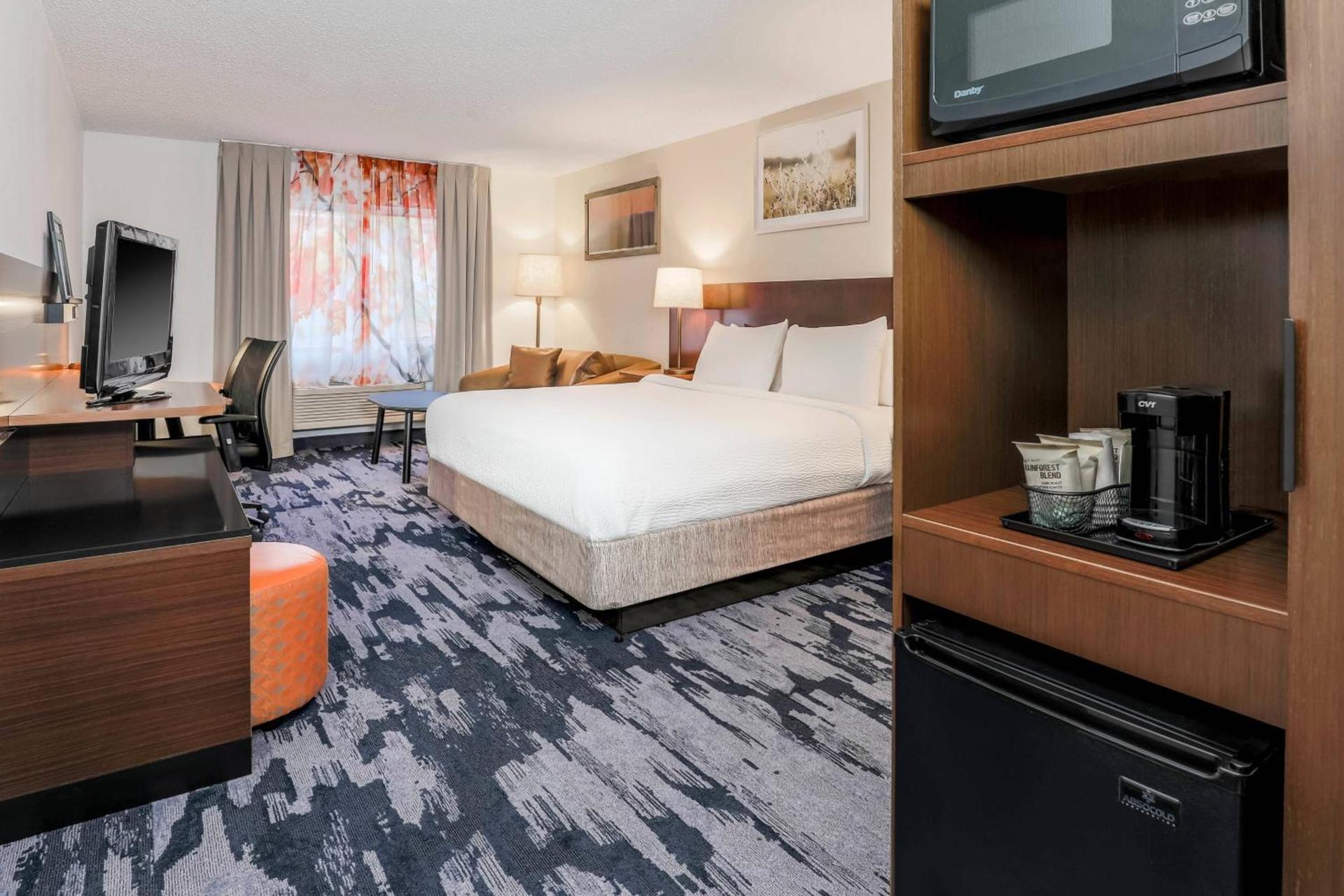 Fairfield Inn & Suites Houston Westchase photo 14