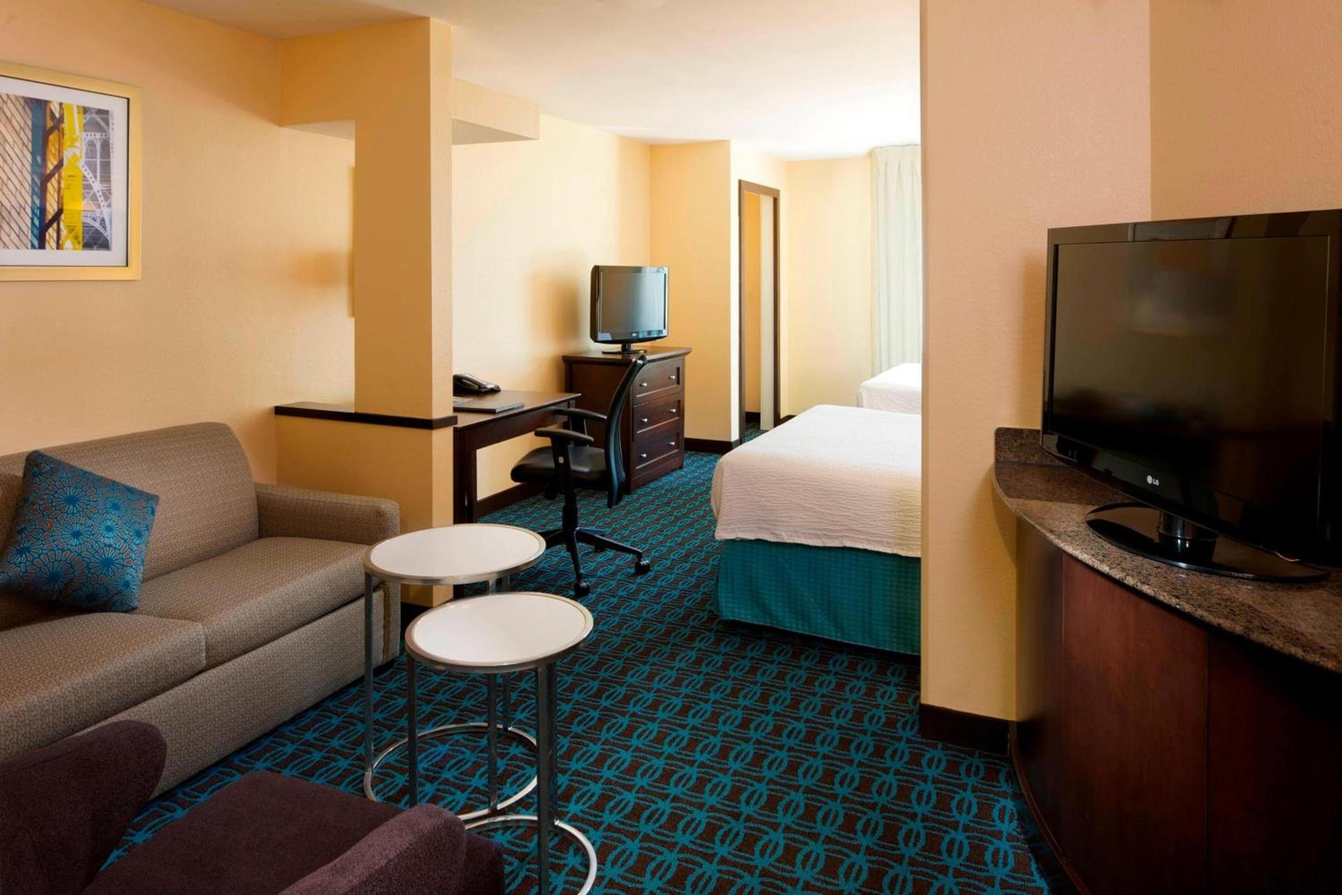 Fairfield Inn & Suites Houston Intercontinental Airport photo 8